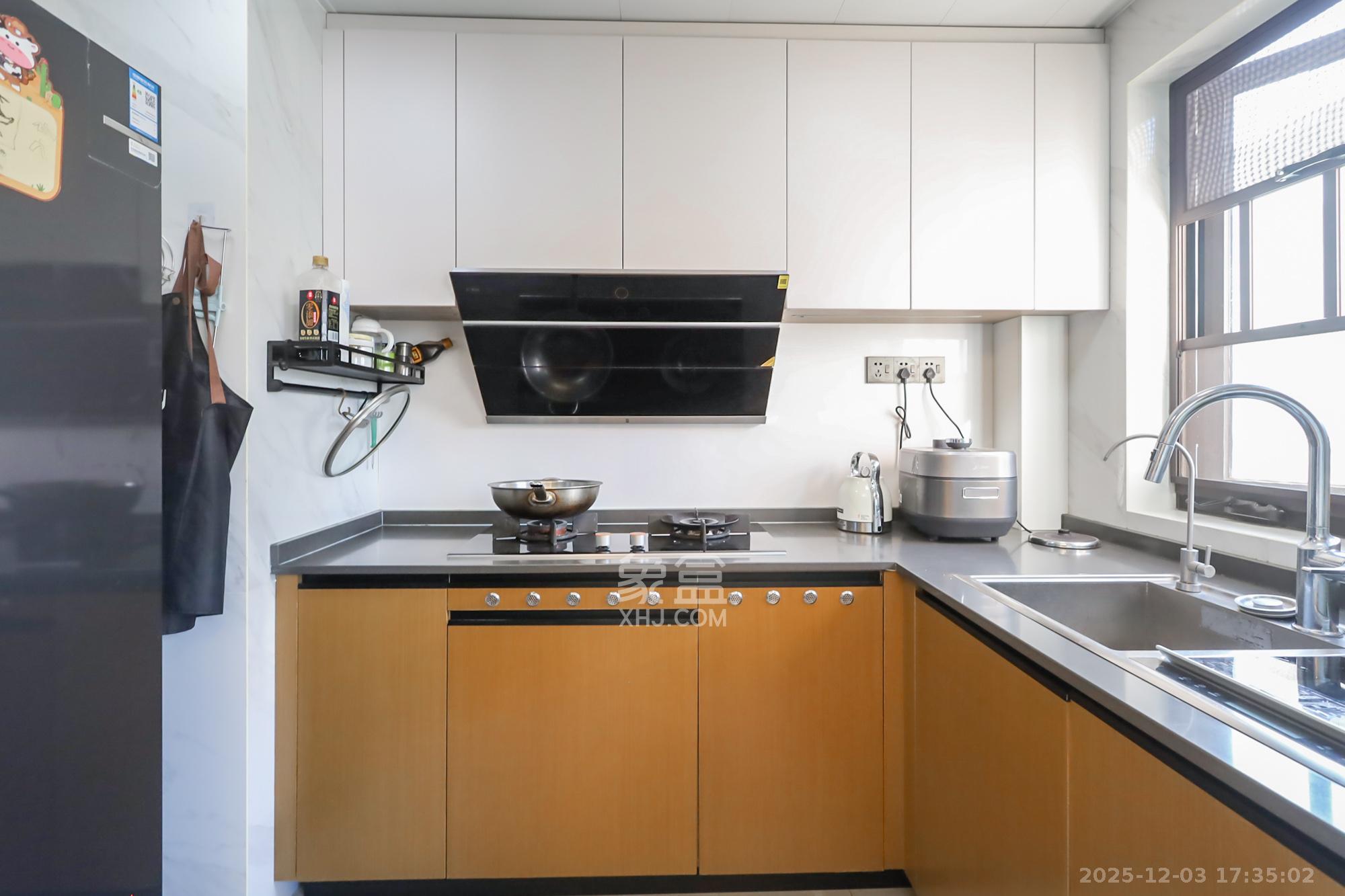 万科里金域国际 4室2厅2卫 285.0万 万科里金域国际 4室2厅2卫 285.0万厨房