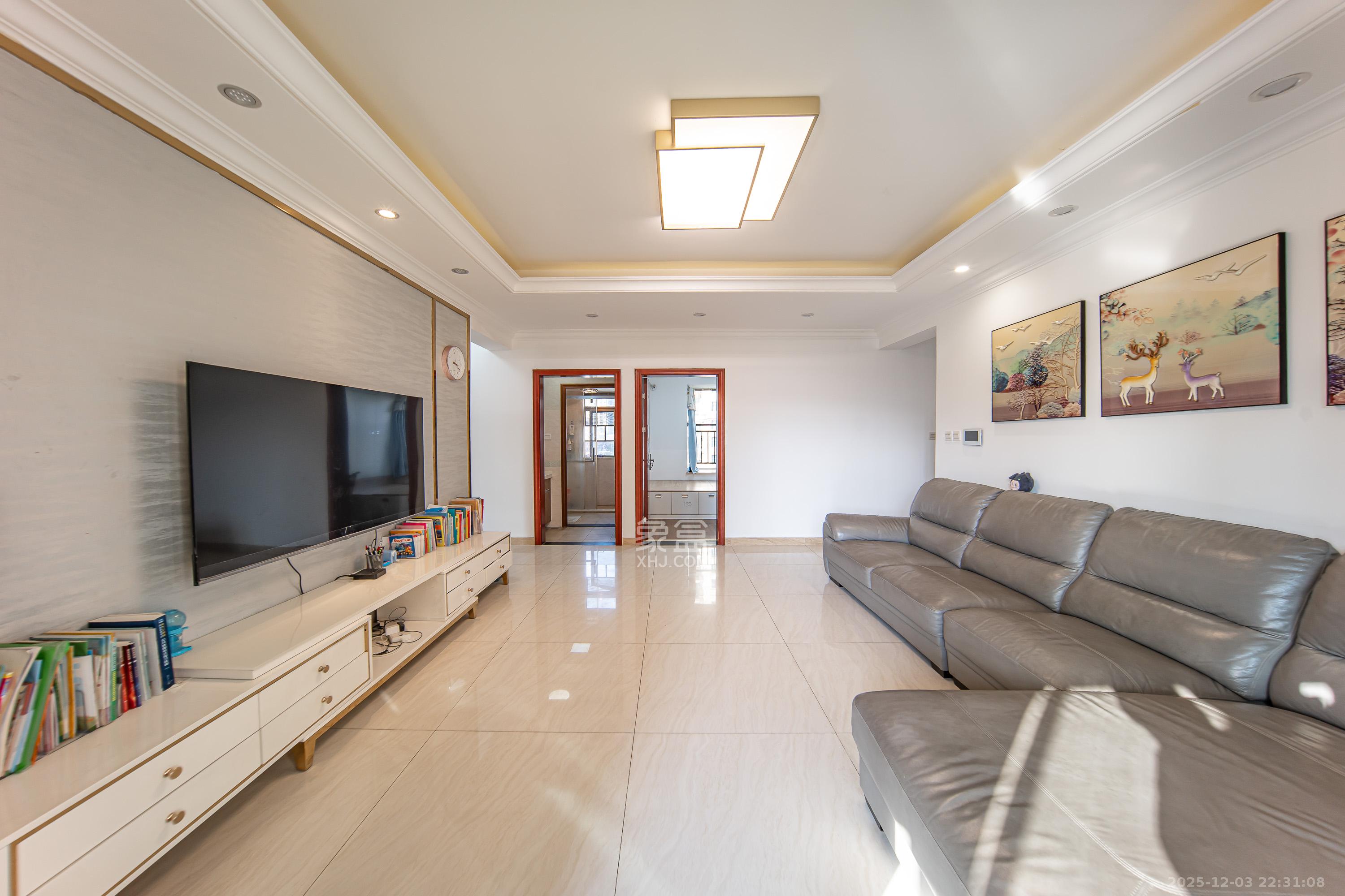 江山帝景哈佛  3室2厅2卫    92.0万