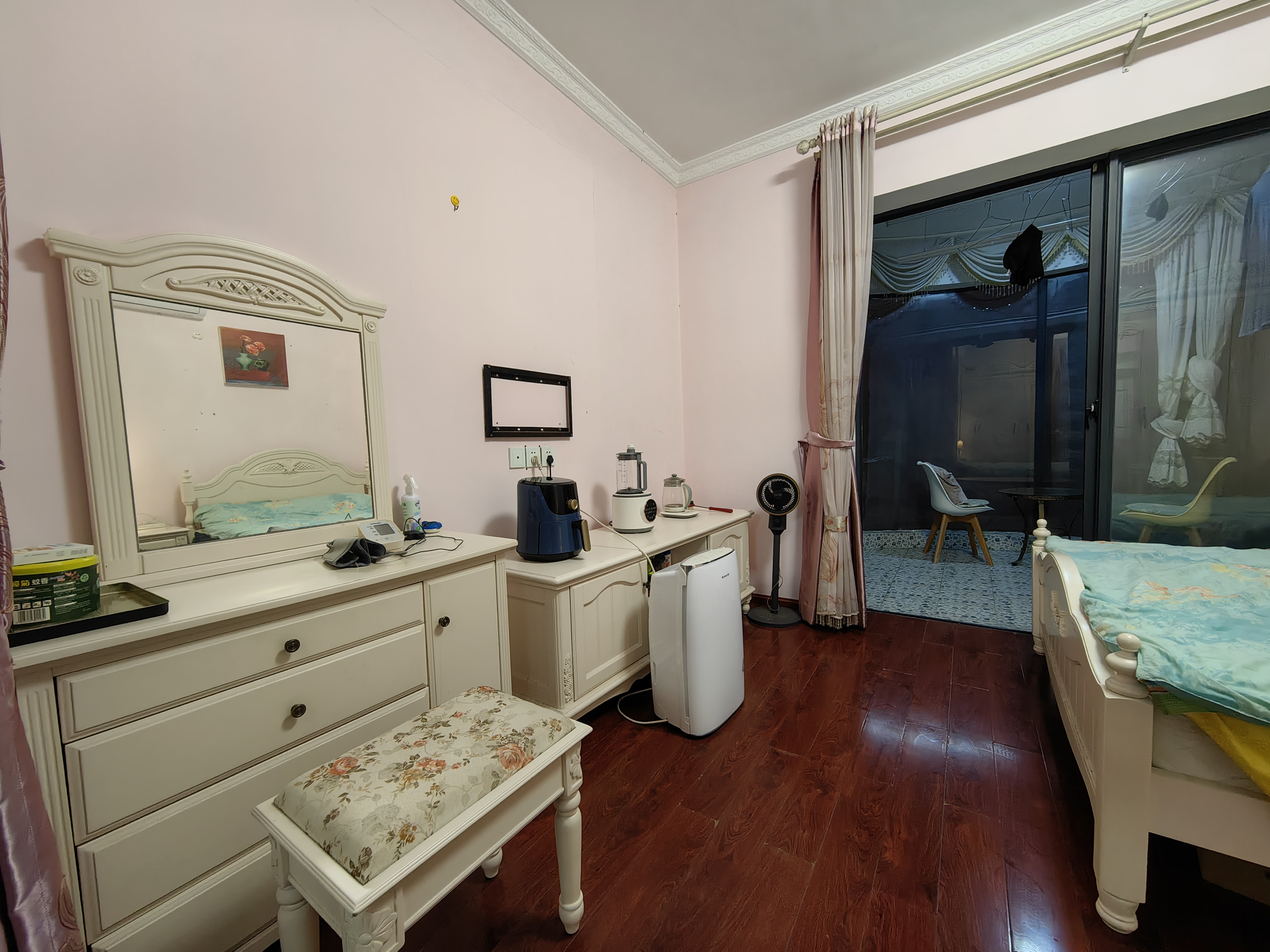 宝华海景 2室2厅1卫 3000.0元/月 宝华海景 2室2厅1卫 3000.0元/月室内图