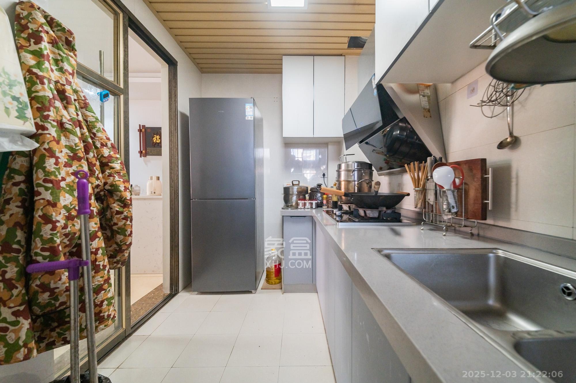 幸福里润城(幸福里二期) 1室2厅2卫 75.8万 幸福里润城(幸福里二期) 1室2厅2卫 75.8万厨房