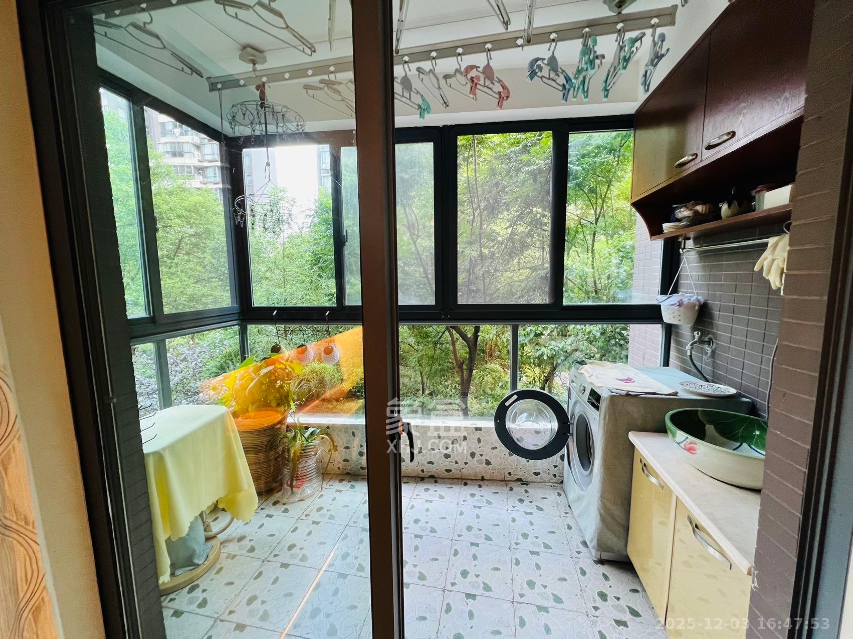 西子花苑 3室2厅2卫 3000.0元/月 西子花苑 3室2厅2卫 3000.0元/月室内图