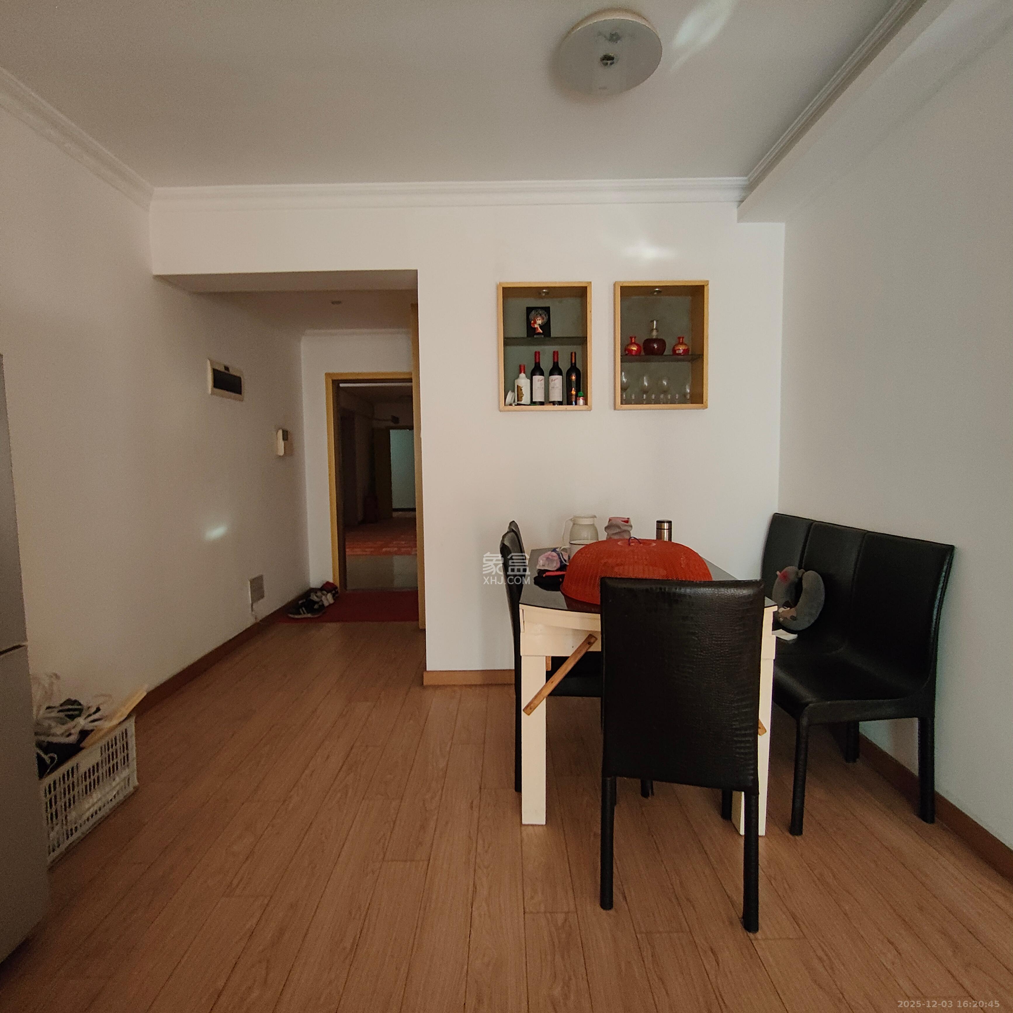 上峰苑（兰亭玥岛）  2室2厅1卫    2000.0元/月室内图