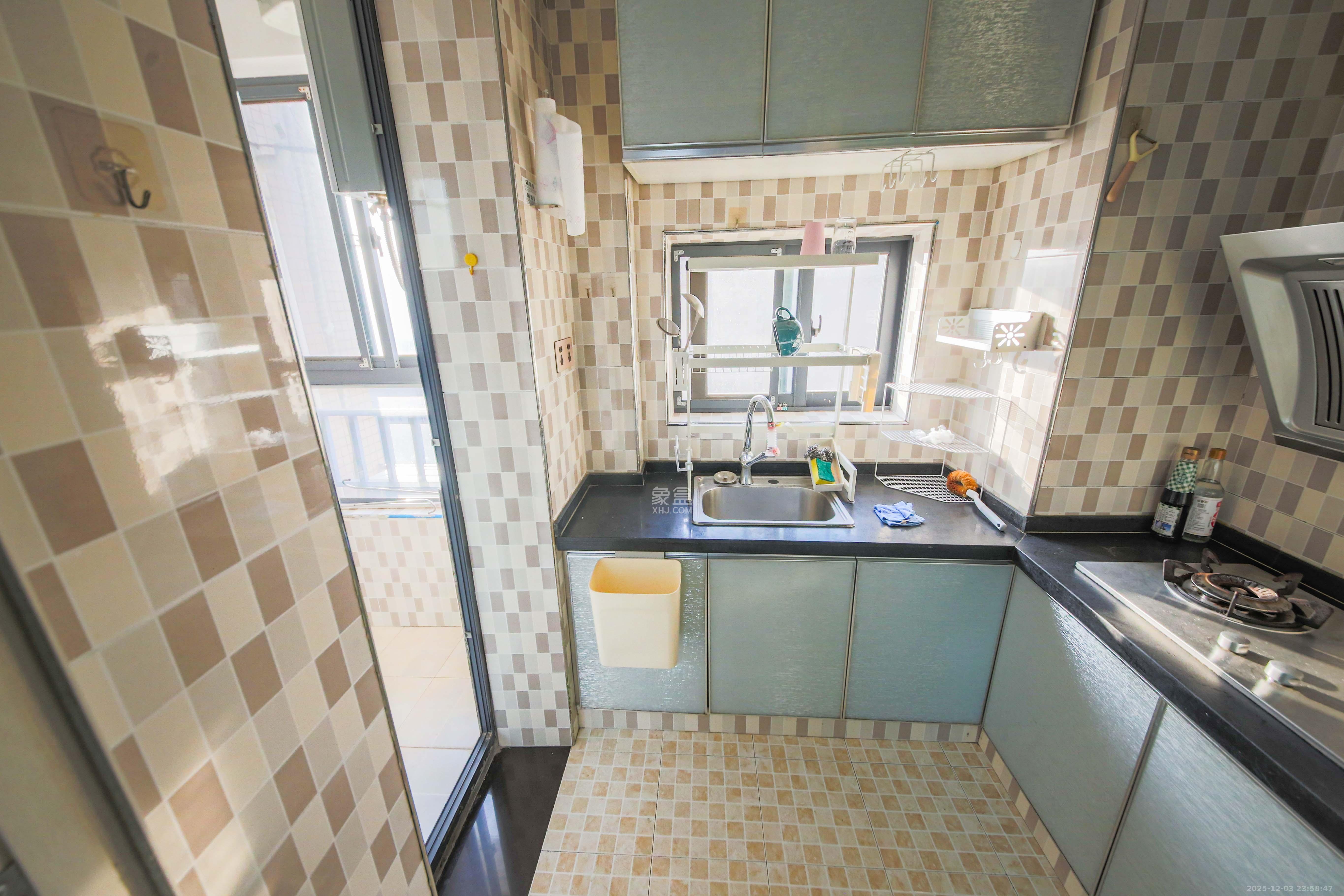 上峰苑(兰亭玥岛) 2室2厅1卫 25.8万 上峰苑(兰亭玥岛) 2室2厅1卫 25.8万厨房