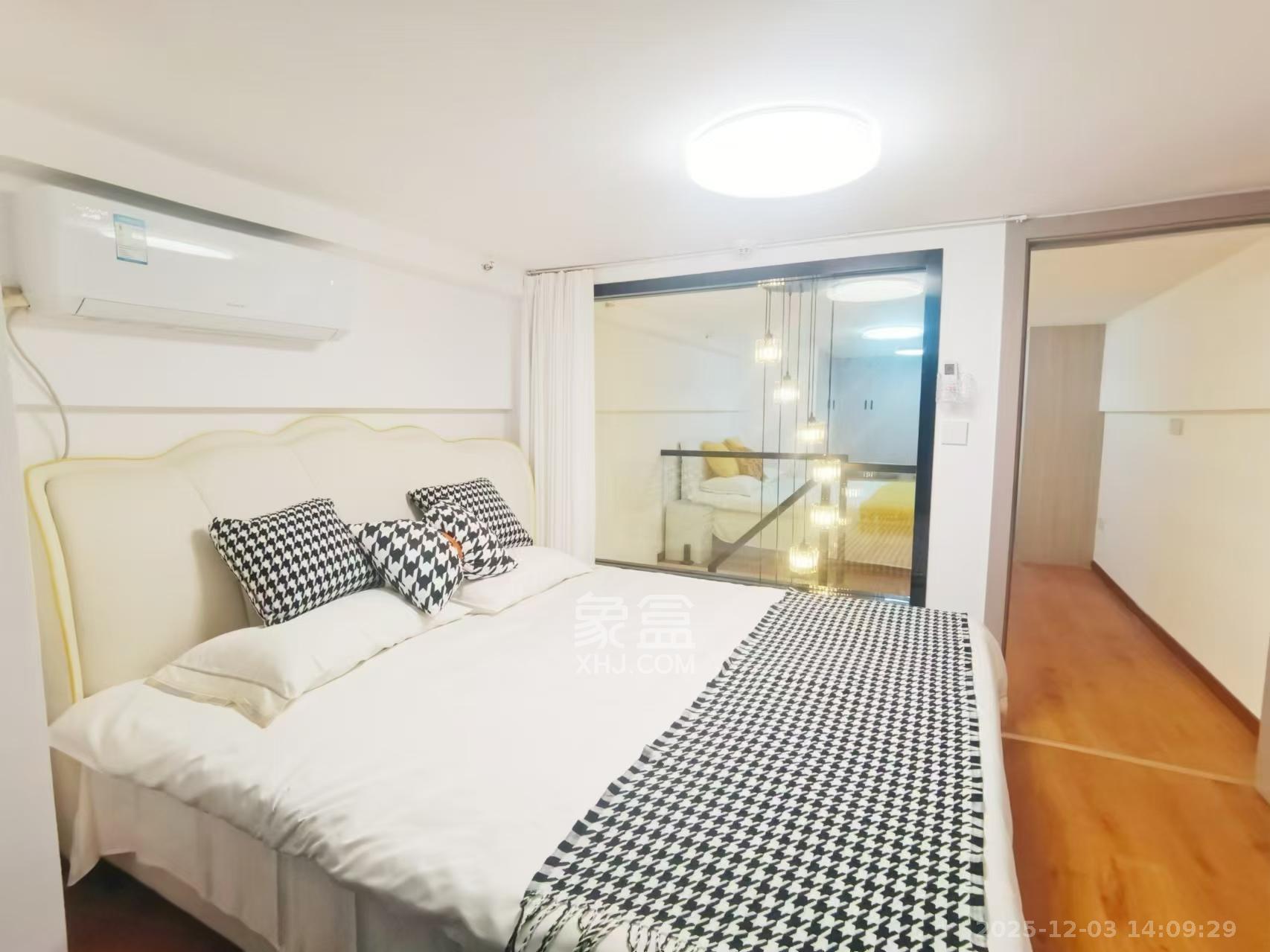 越秀悦湖台  2室2厅1卫    2300.0元/月室内图