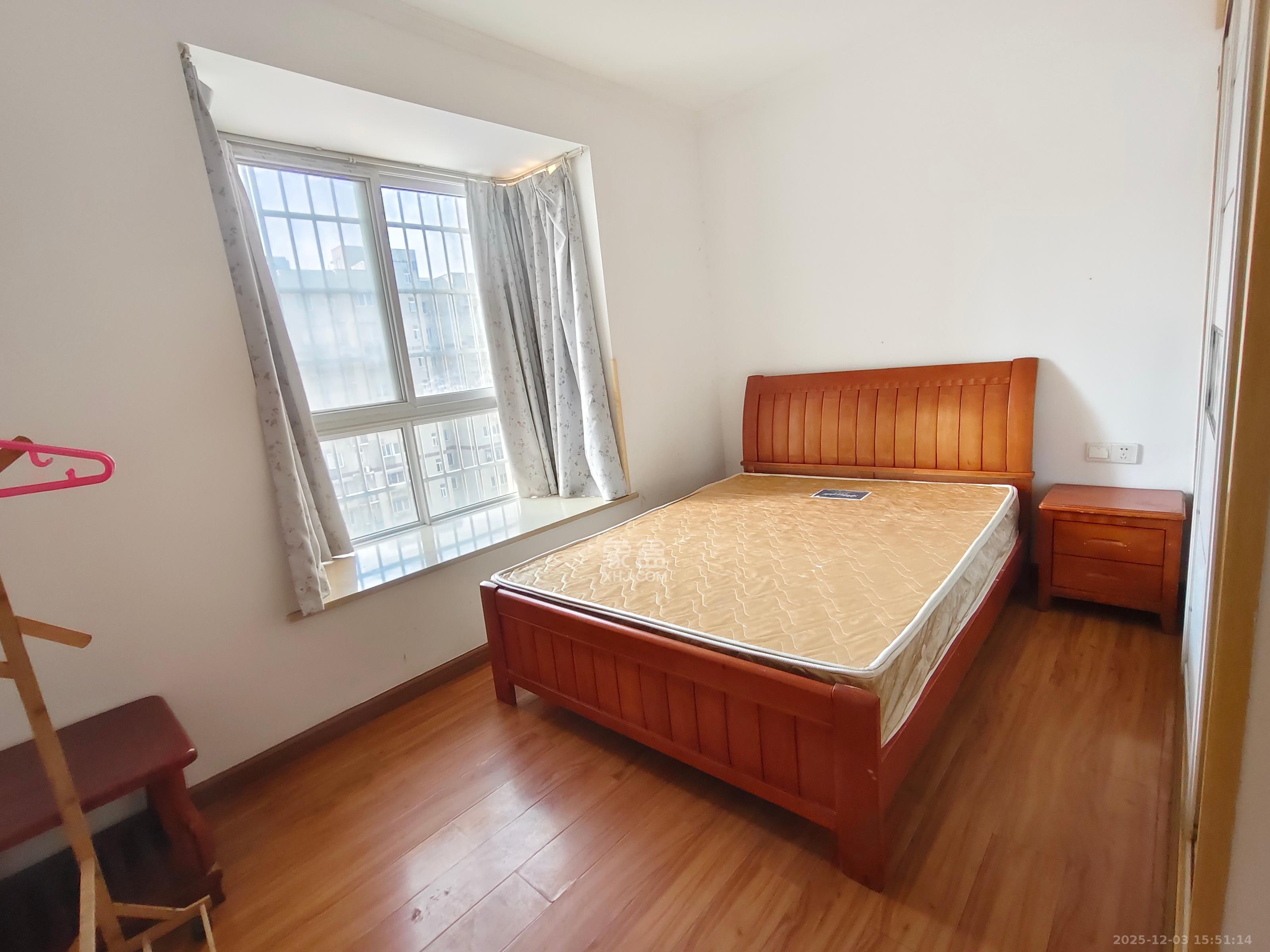 谷山乐园二期 3室2厅1卫 2000.0元/月 谷山乐园二期 3室2厅1卫 2000.0元/月室内图