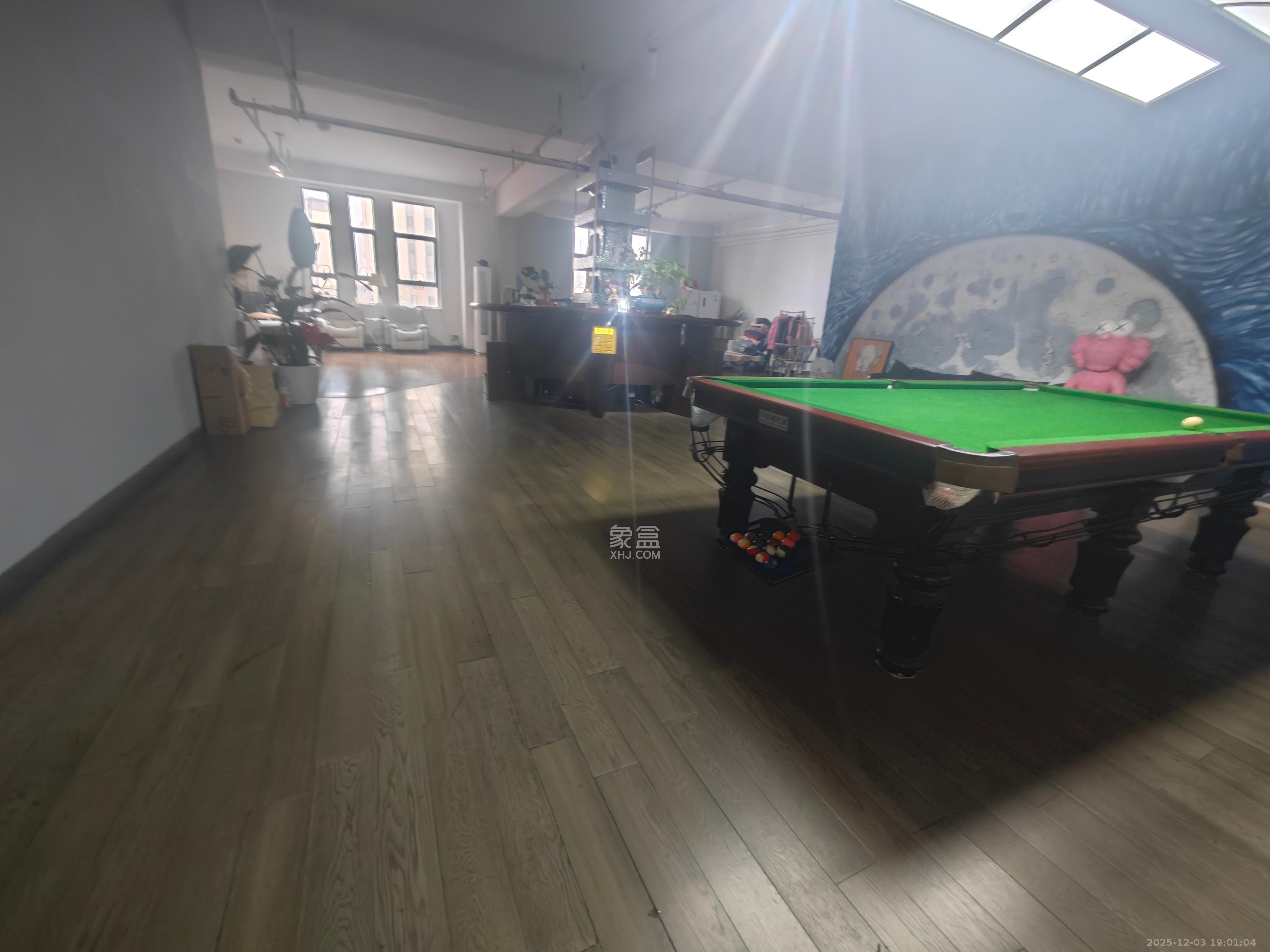 海伦春天   180.0㎡      2600.0元/月