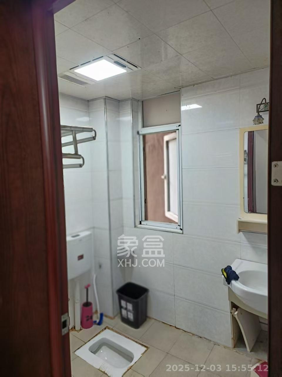 中房F联邦  2室2厅1卫    2000.0元/月室内图