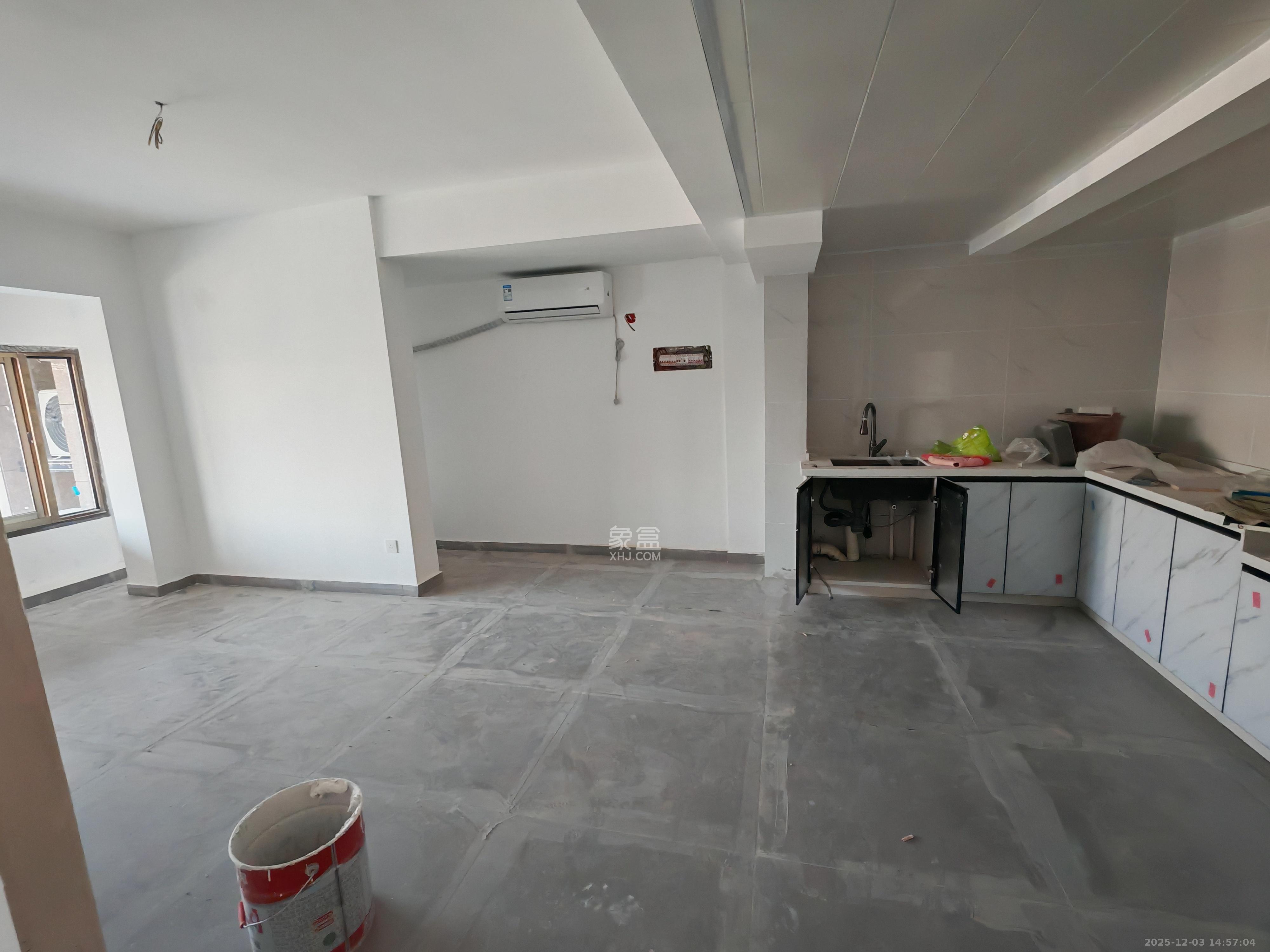 绿地公馆（绿地名邸）   278.26㎡      7000.0元/月室内图