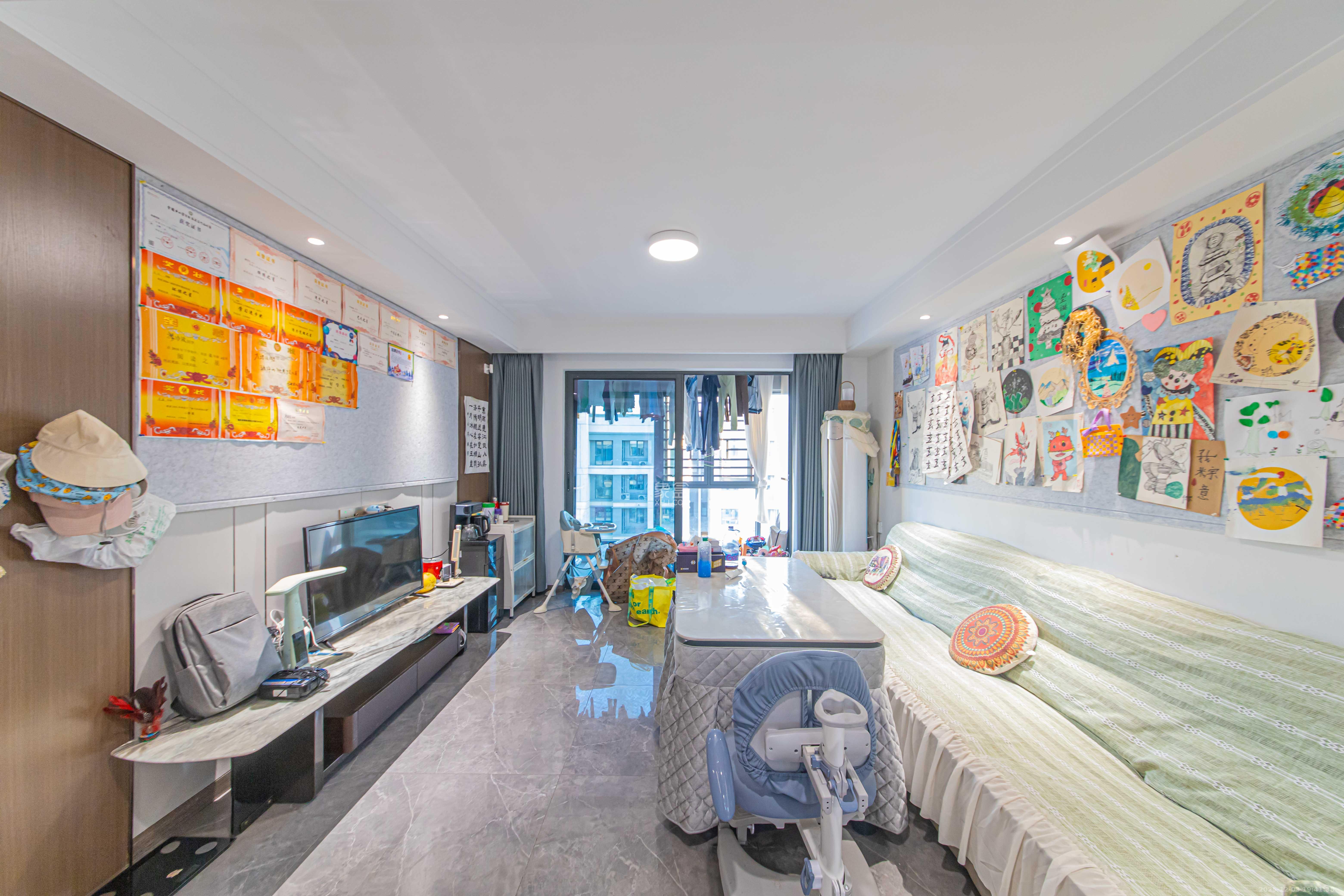 江悦和鸣  4室2厅2卫    228.0万