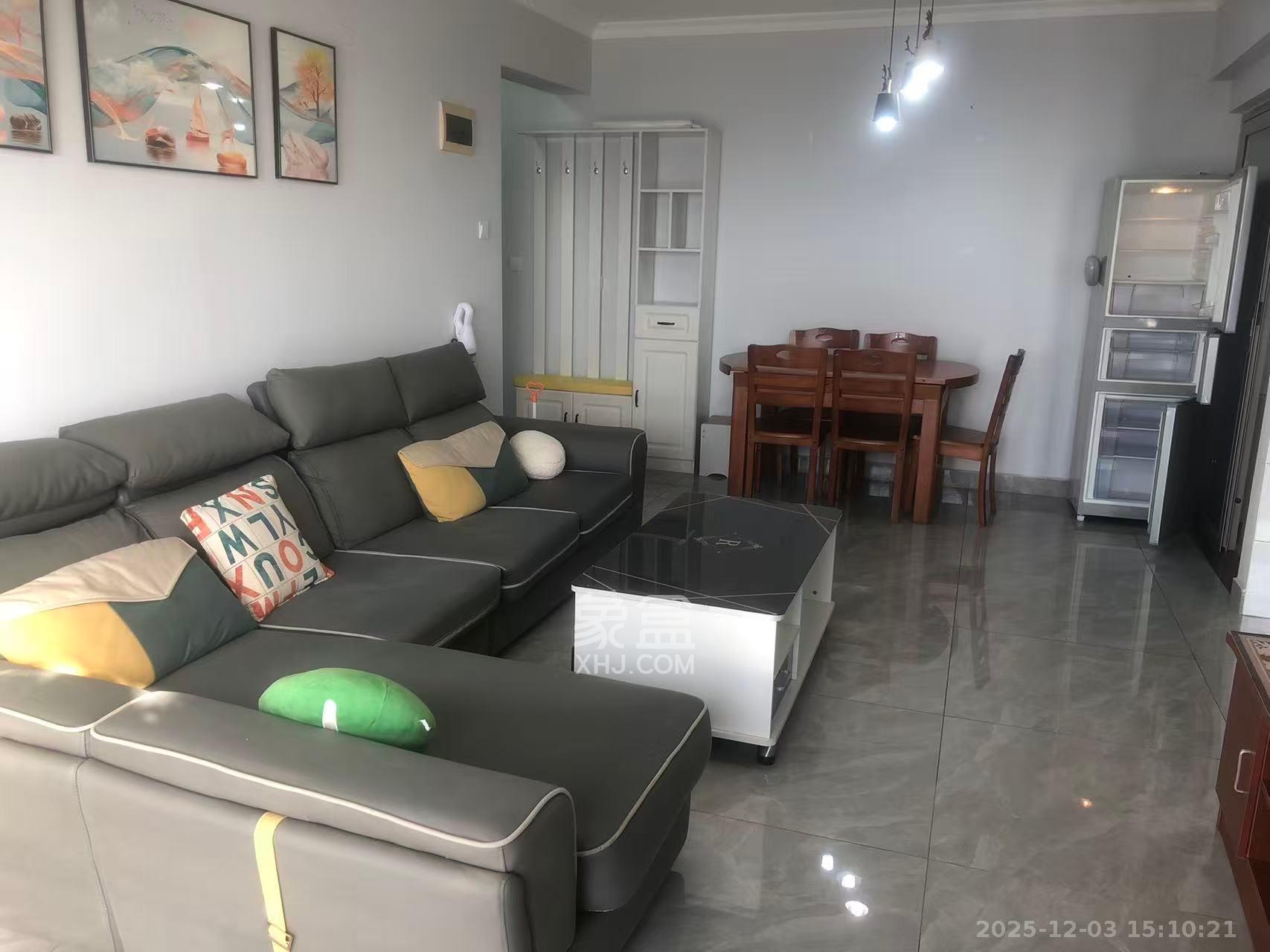 谷山乐园三期  3室2厅1卫    1800.0元/月