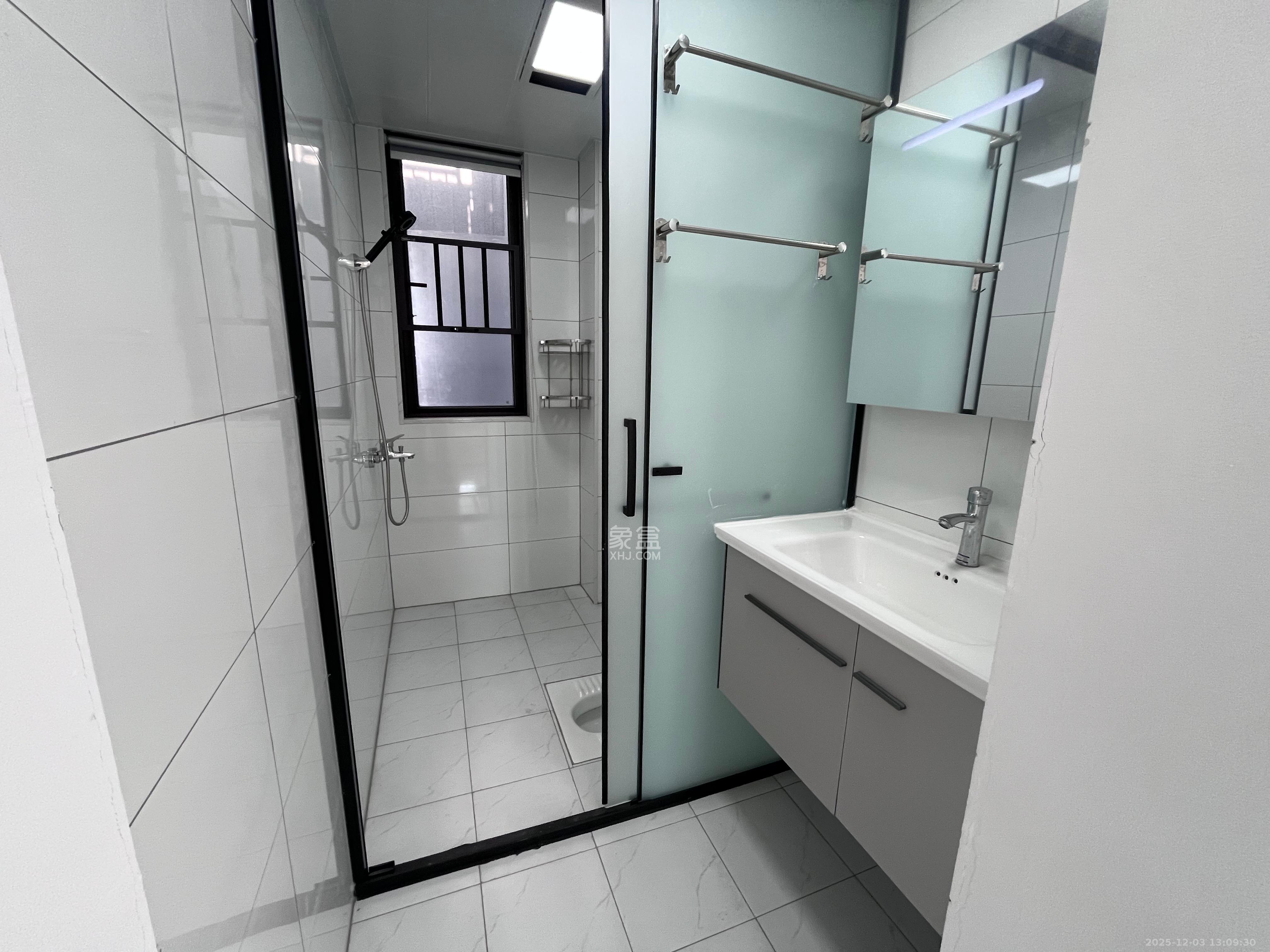 步步高梅溪新天地二期（步步高梅溪嘉苑）  2室1厅1卫    2500.0元/月室内图