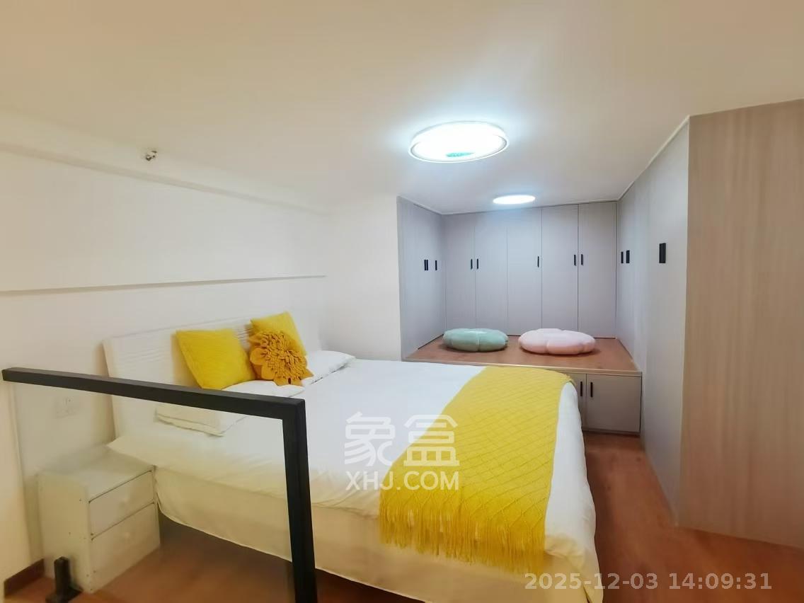 越秀悦湖台  2室2厅1卫    2300.0元/月室内图
