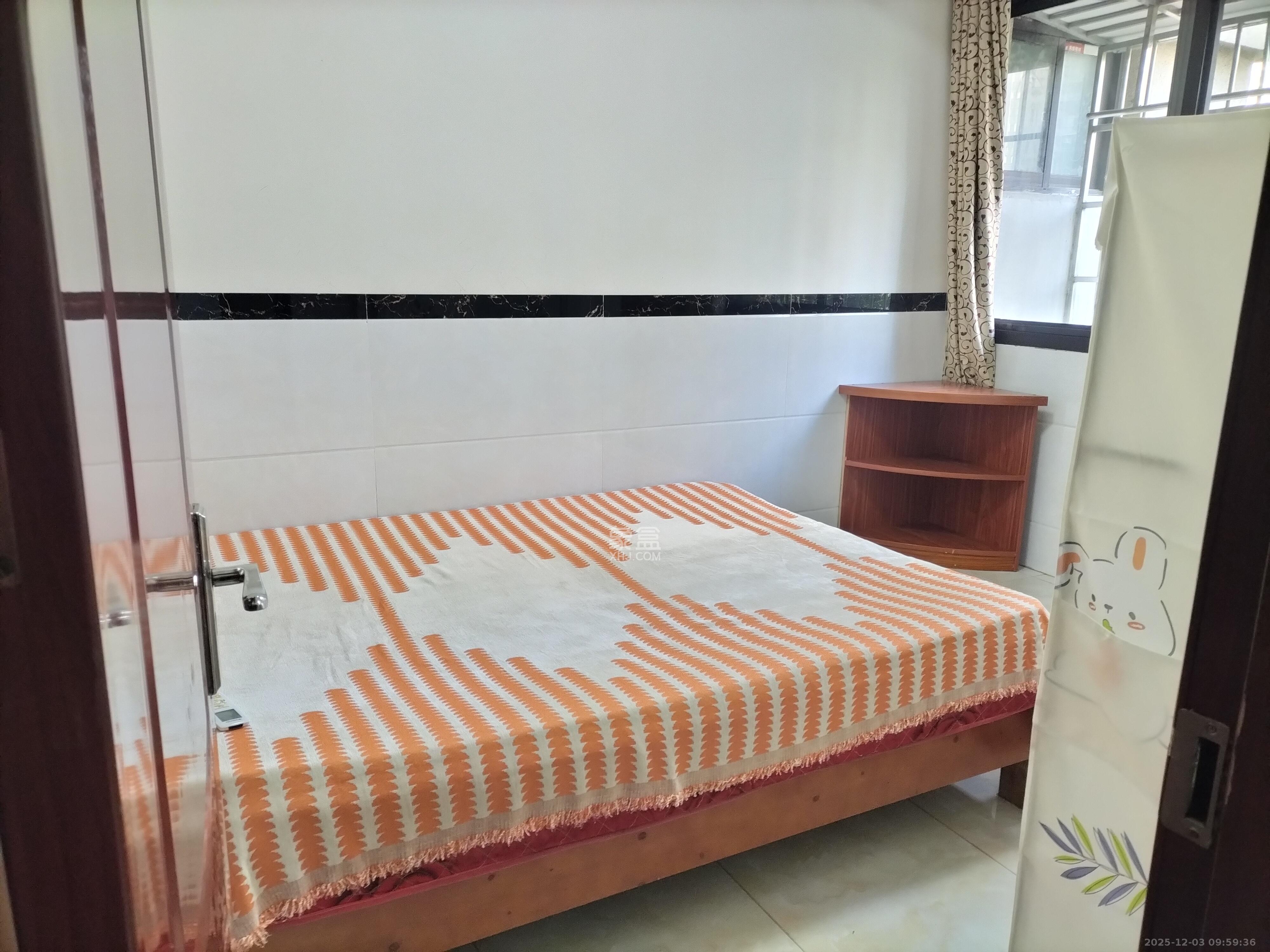 嘉顺苑  0室1厅1卫    1300.0元/月