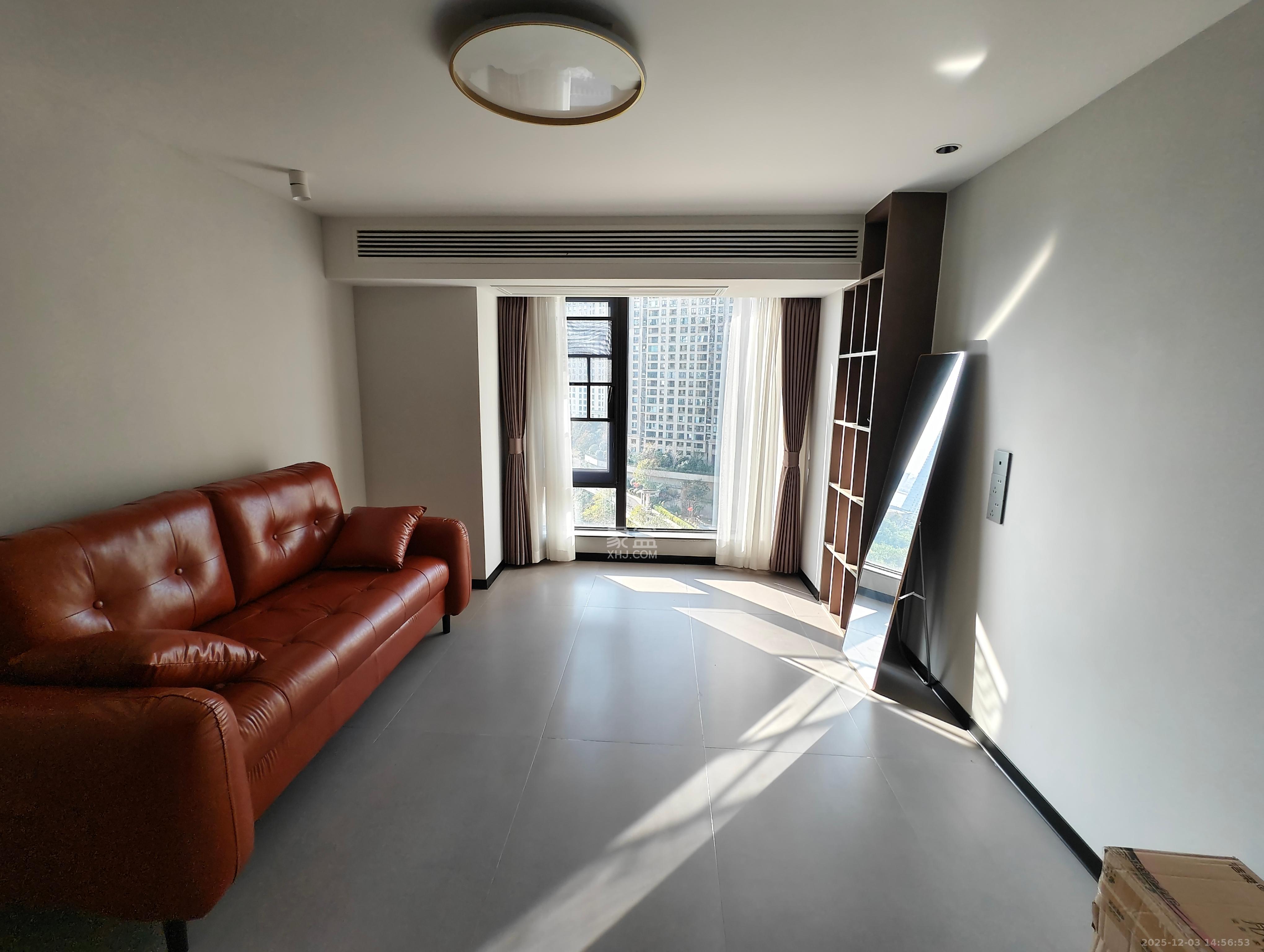 卓越江岸  1室0厅0卫    3800.0元/月室内图