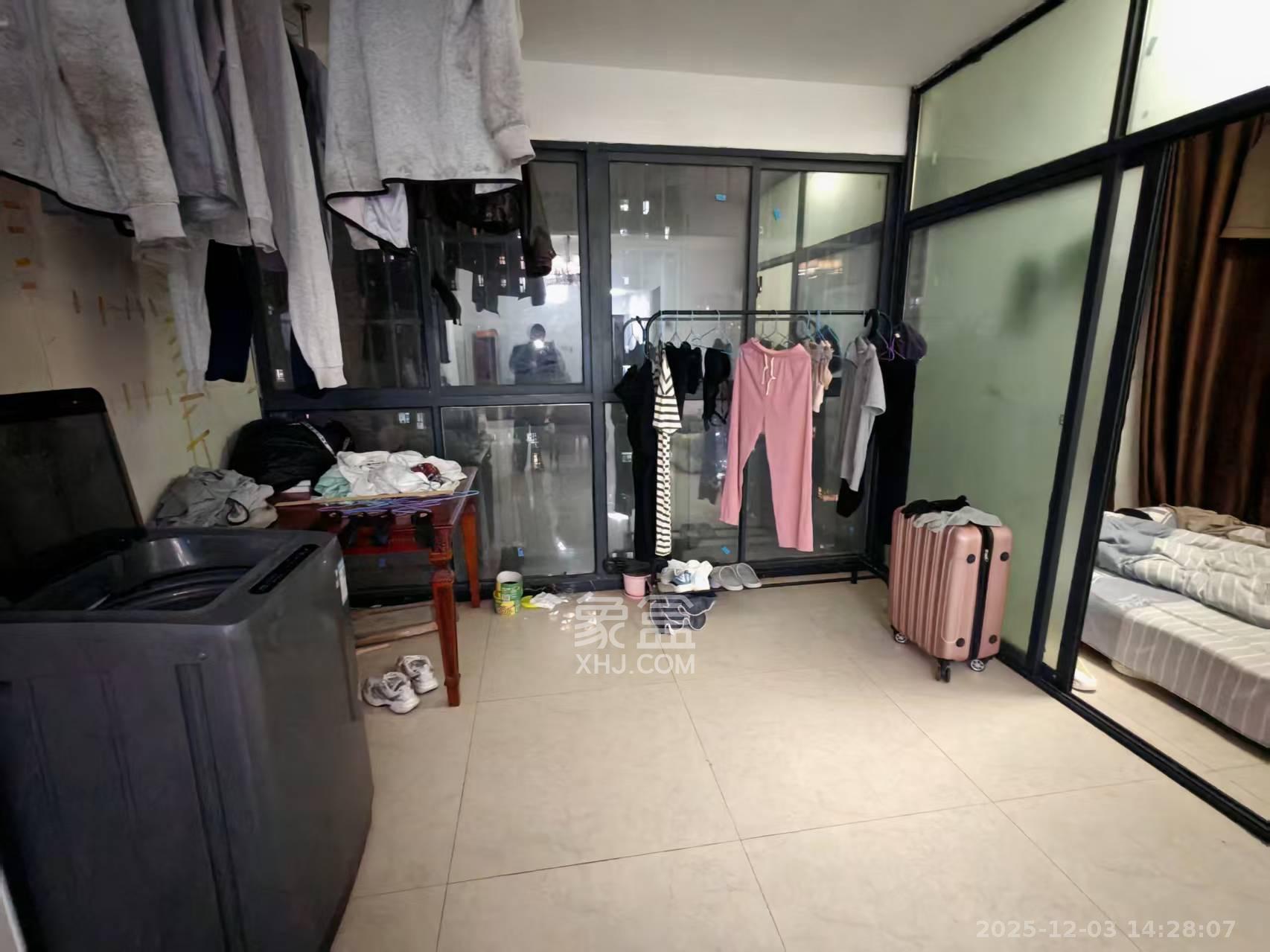 明发国际城  3室2厅1卫    1600.0元/月室内图