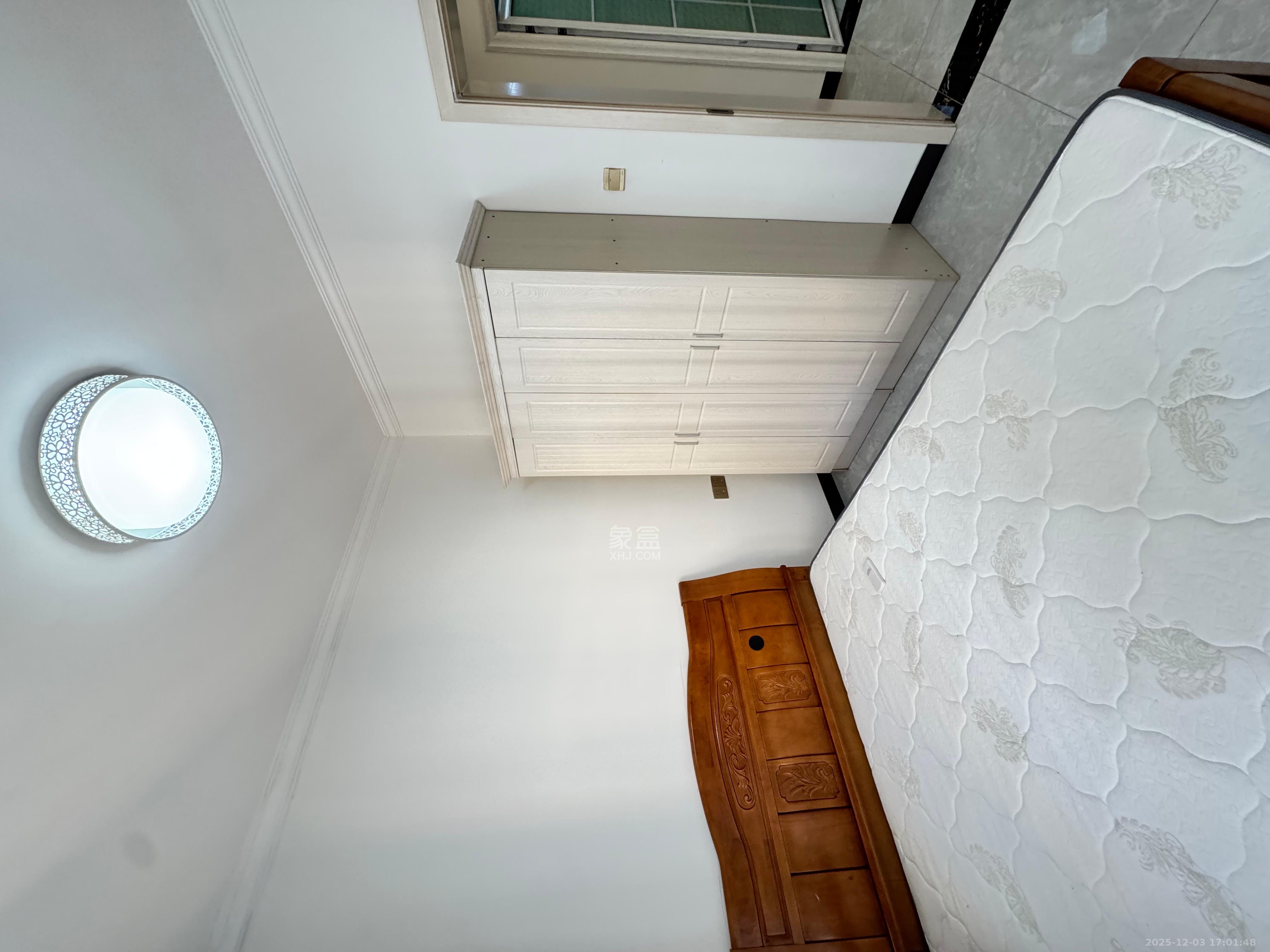 星城新宇颐景苑 3室2厅1卫 2600.0元/月 星城新宇颐景苑 3室2厅1卫 2600.0元/月室内图