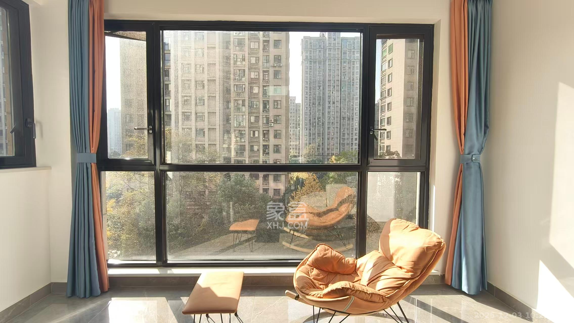 阳光丽城一期  4室2厅2卫    4200.0元/月