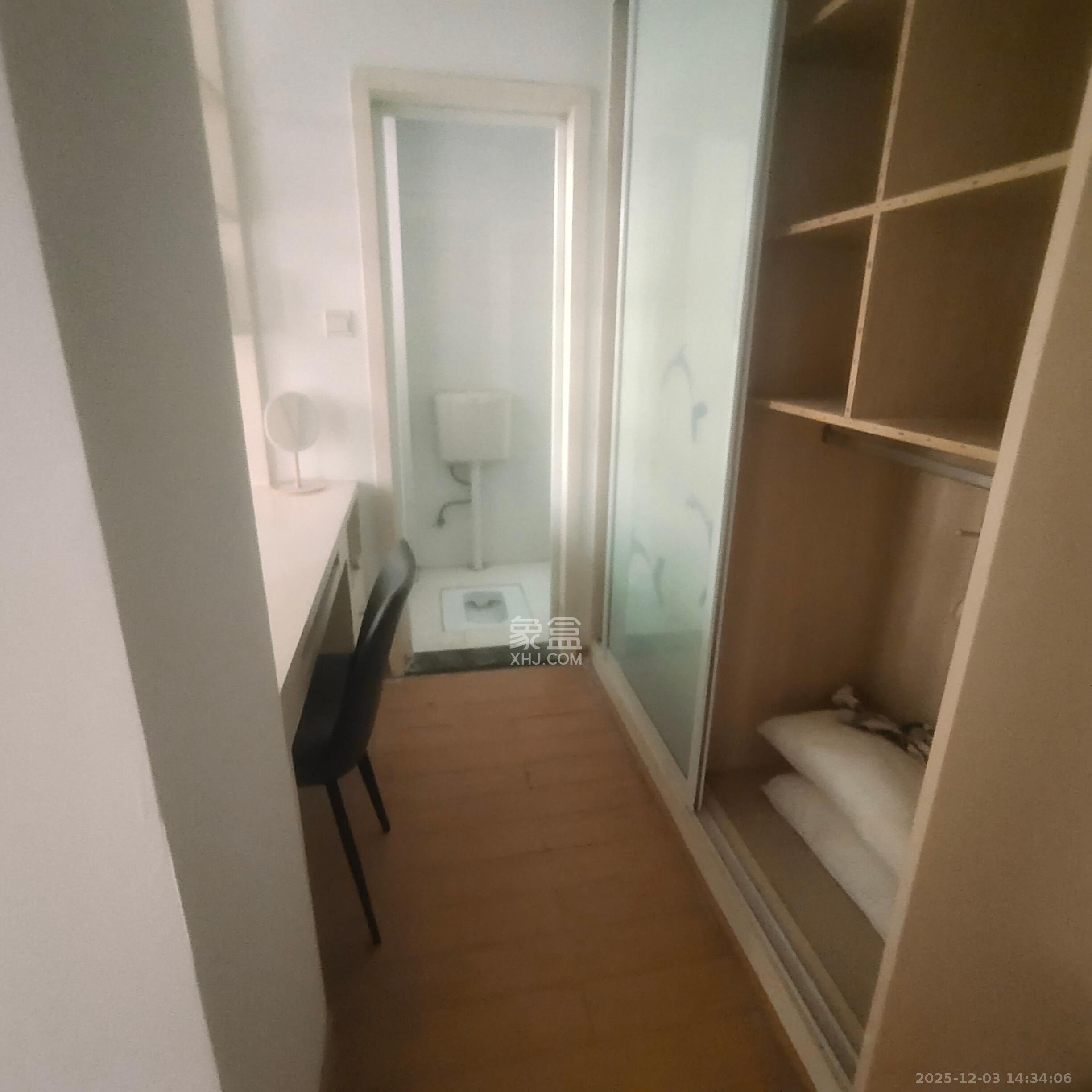 山水人家一二期  4室2厅1卫    800.0元/月室内图