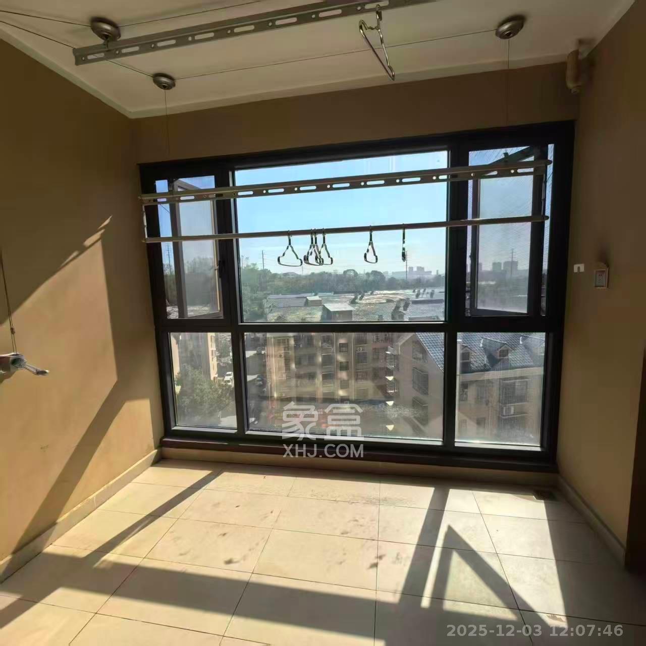 奥园誉景华府  3室2厅2卫    2300.0元/月室内图