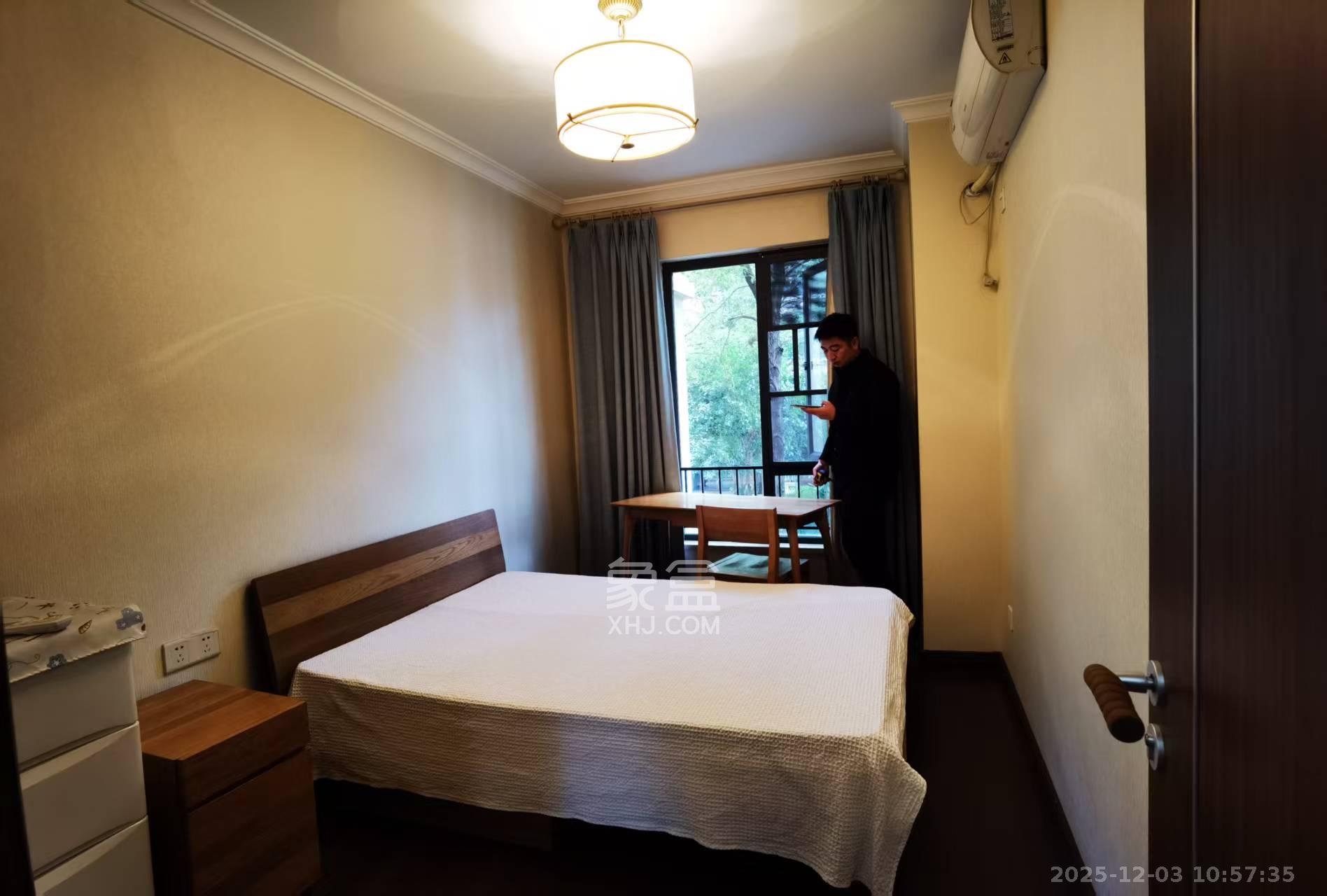 万科白鹭郡  1室2厅2卫    3600.0元/月室内图