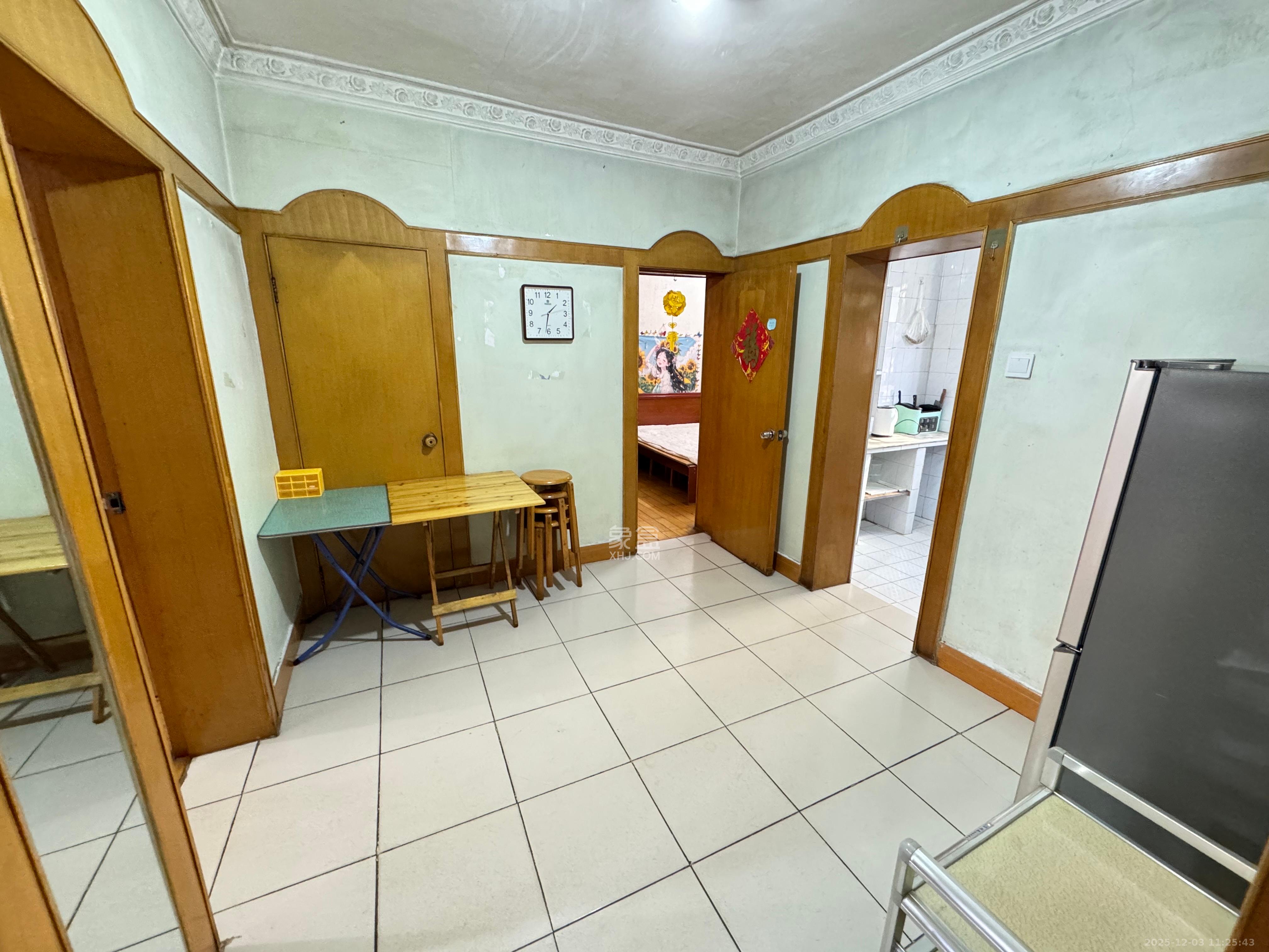 狮子山一片  3室1厅1卫    1400.0元/月室内图