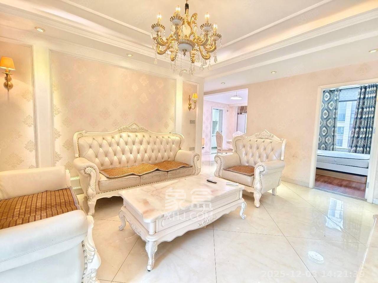 南山雍江汇(滨江国际新城) 3室2厅2卫 3600.0元/月 南山雍江汇(滨江国际新城) 3室2厅2卫 3600.0元/月室内图