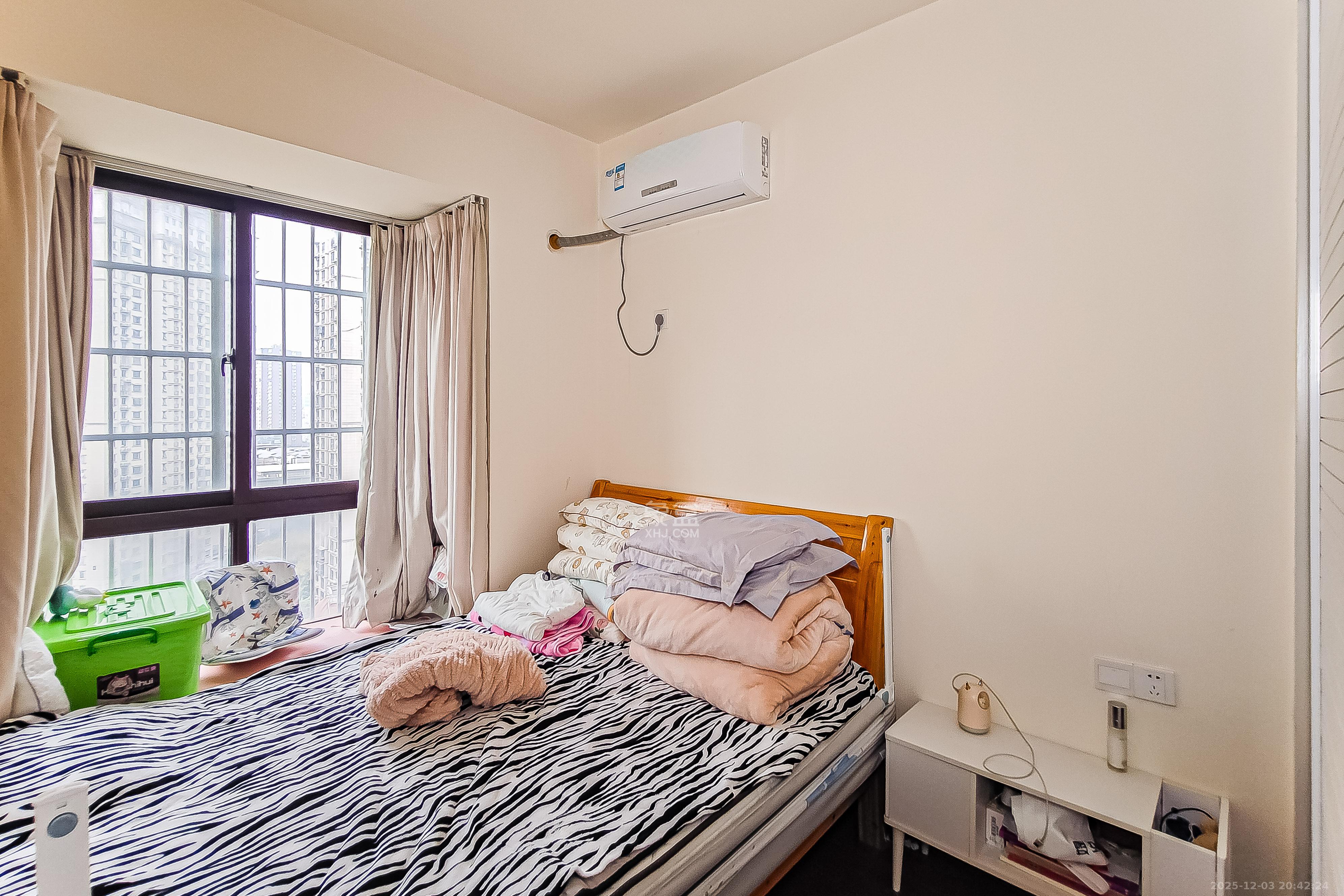 三力公寓（三力国际）  1室1厅1卫    49.8万卧室