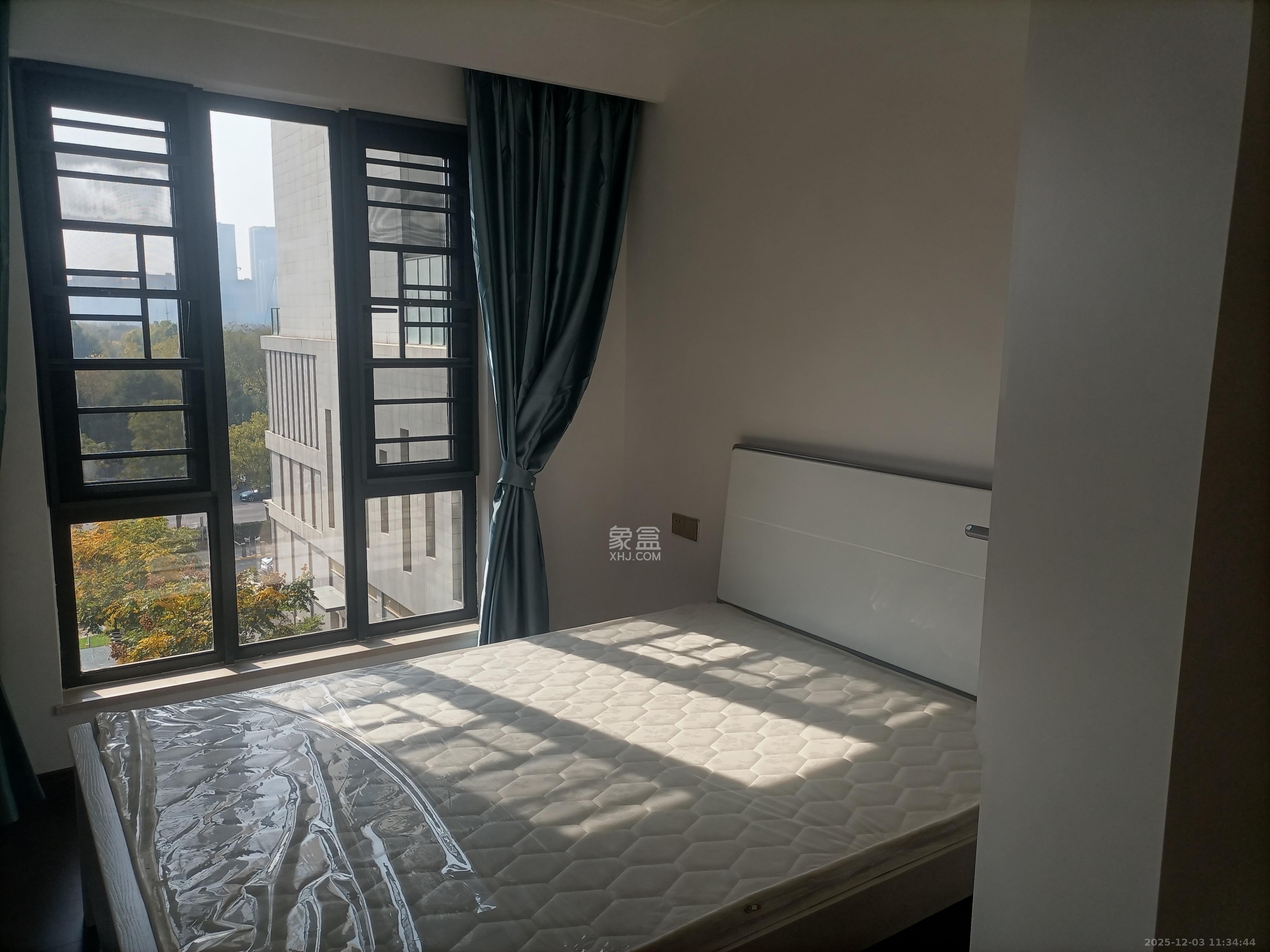 绿地长沙城际空间站（柏仕佳苑）  3室2厅2卫    4300.0元/月室内图