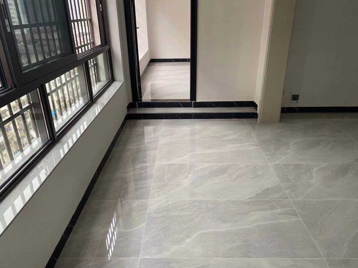 福天中央公馆 6室2厅2卫 3500.0元/月 福天中央公馆 6室2厅2卫 3500.0元/月室内图