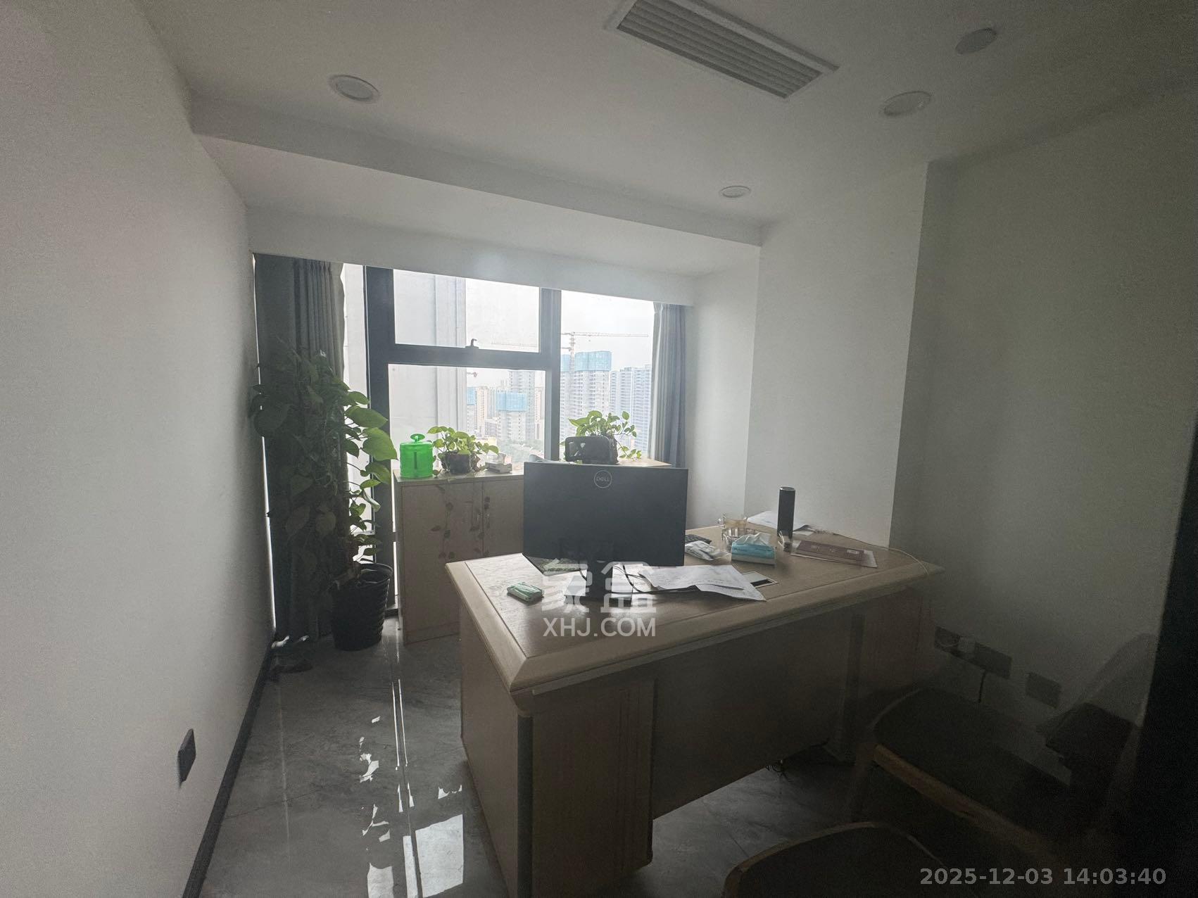 裕天国际商汇中心  8室2厅3卫    10000.0元/月室内图