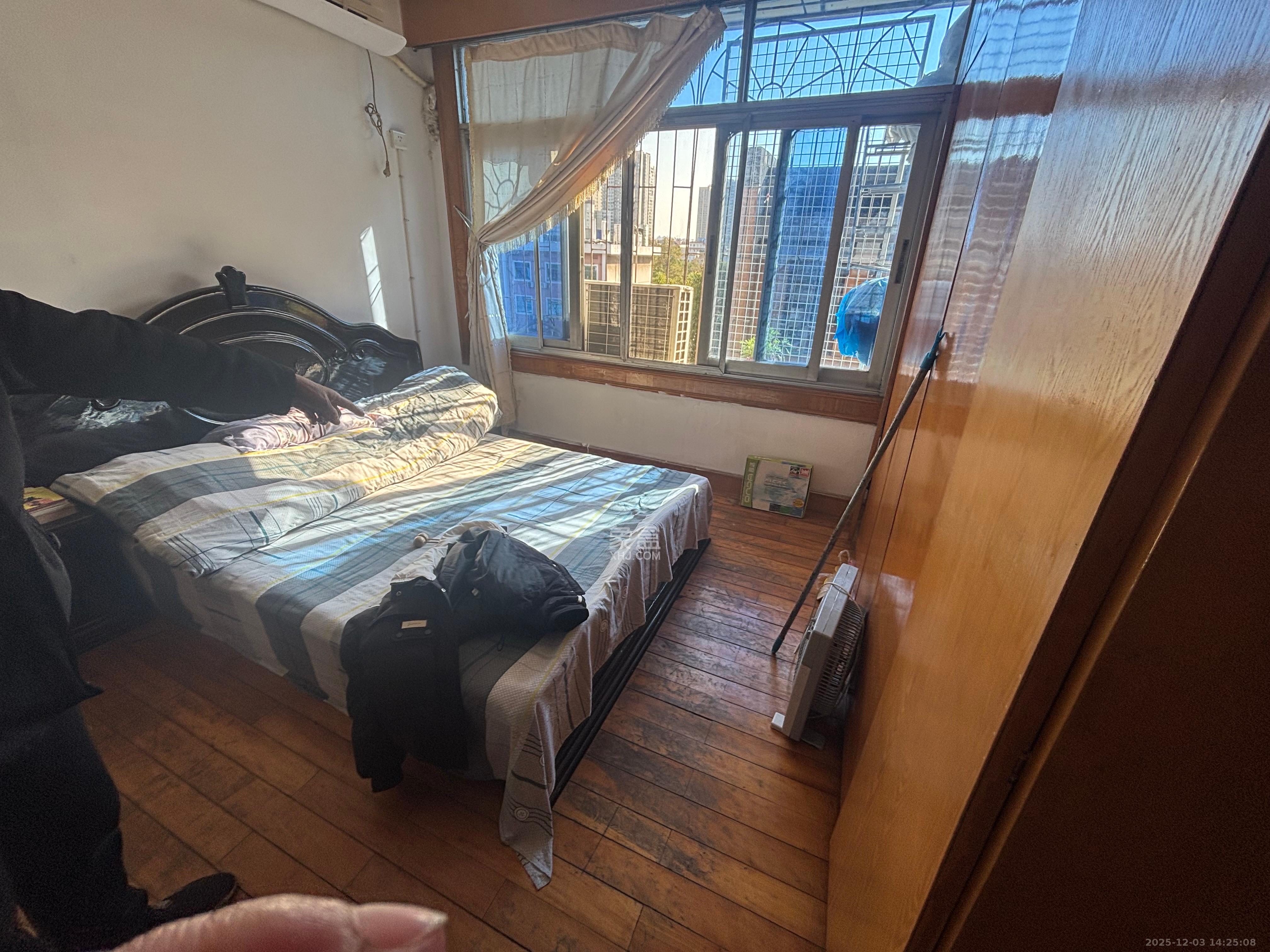 晓园宿舍(晓园路湘运小区) 2室2厅1卫 1600.0元/月 晓园宿舍(晓园路湘运小区) 2室2厅1卫 1600.0元/月室内图