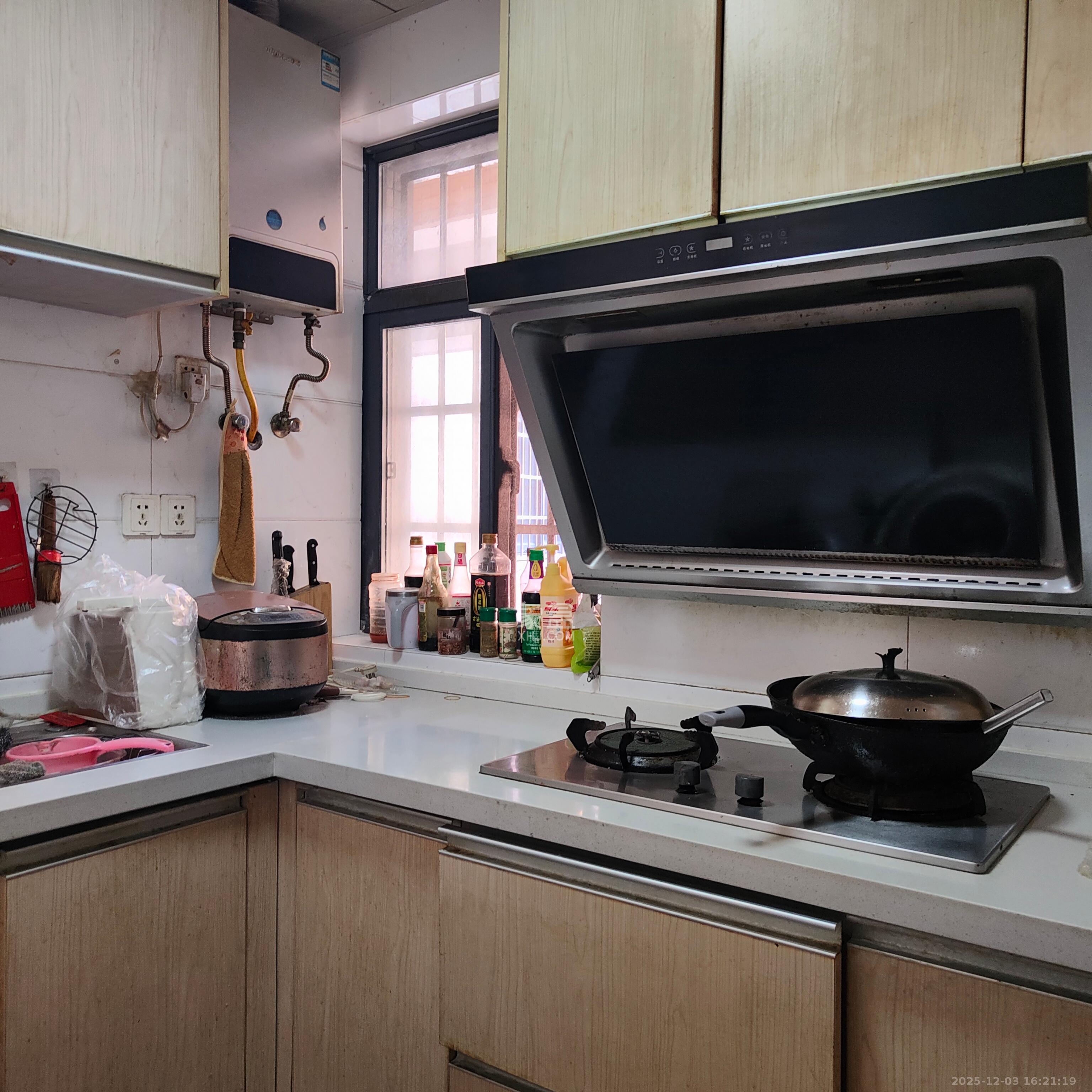 上峰苑（兰亭玥岛）  2室2厅1卫    2000.0元/月室内图