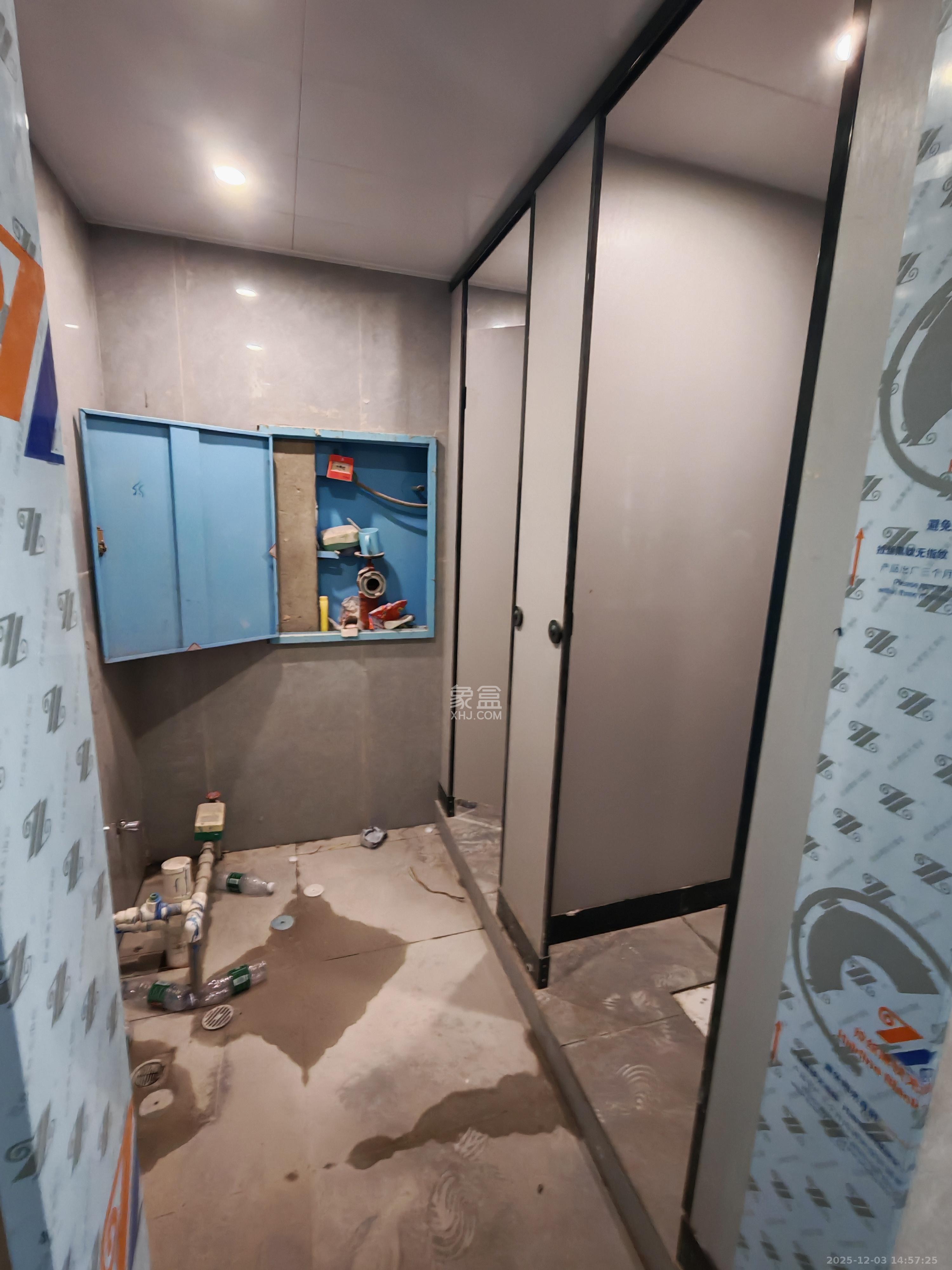 绿地公馆（绿地名邸）   278.26㎡      7000.0元/月室内图