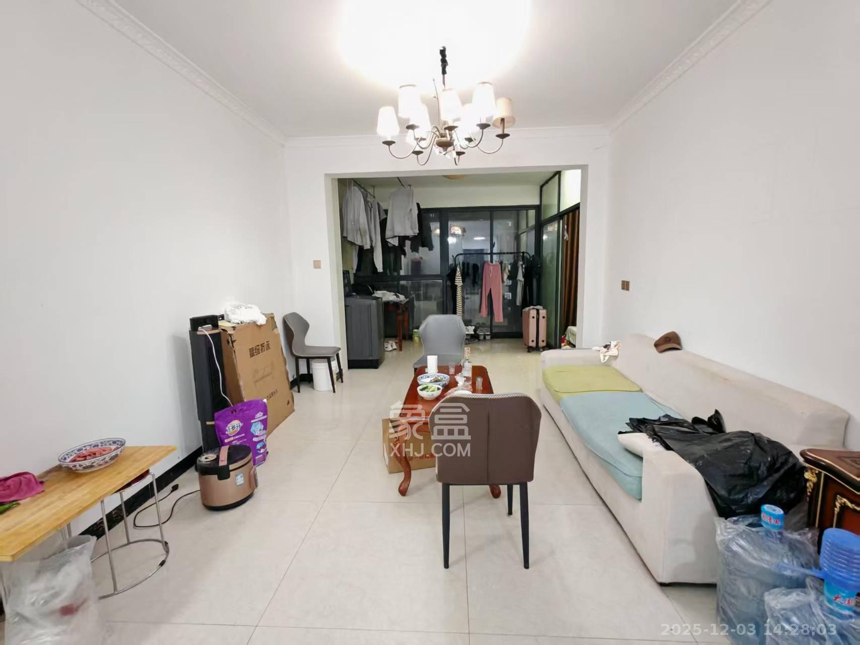 明发国际城  3室2厅1卫    1600.0元/月室内图