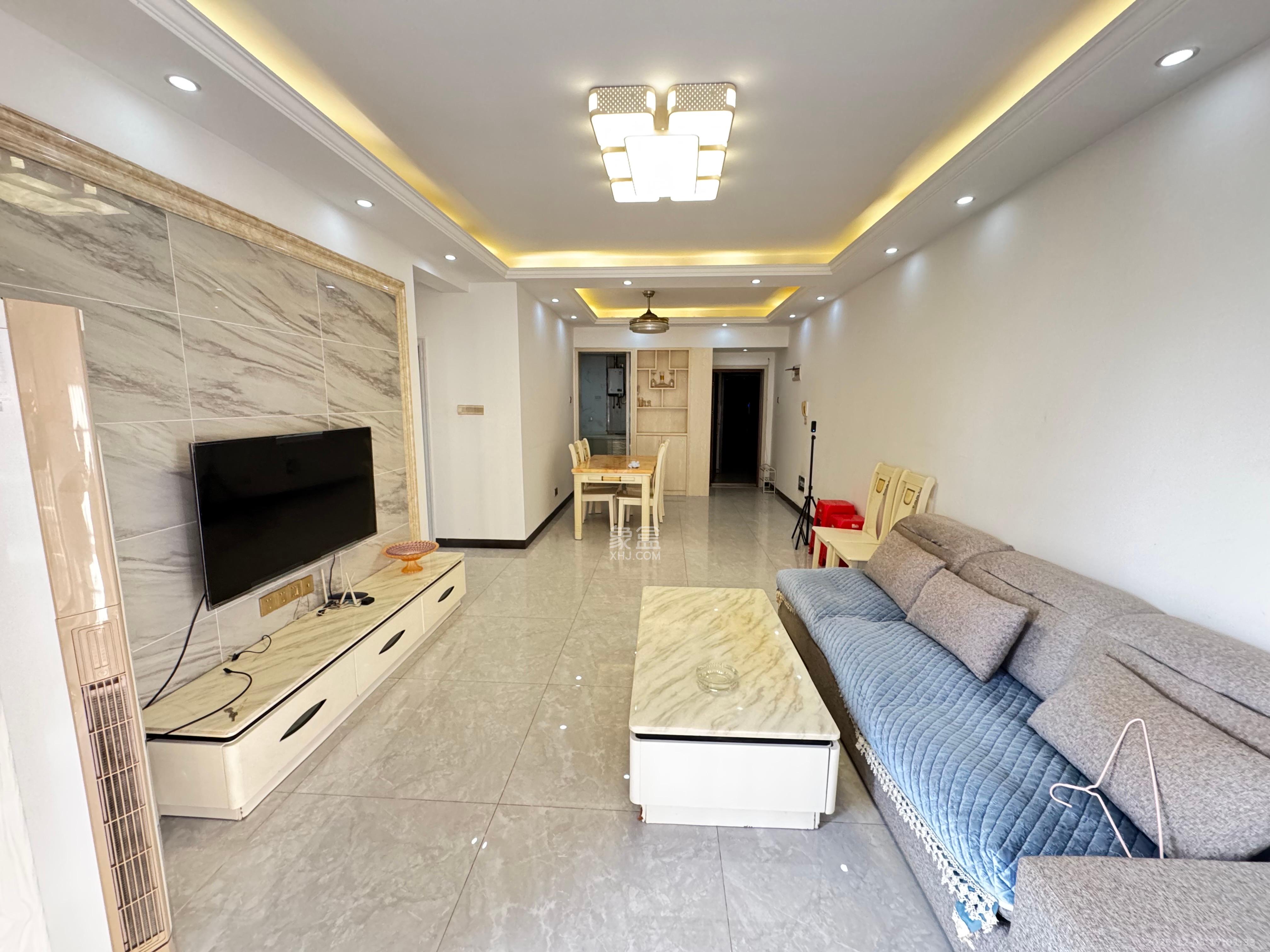 星城新宇颐景苑 3室2厅1卫 2600.0元/月 星城新宇颐景苑 3室2厅1卫 2600.0元/月室内图