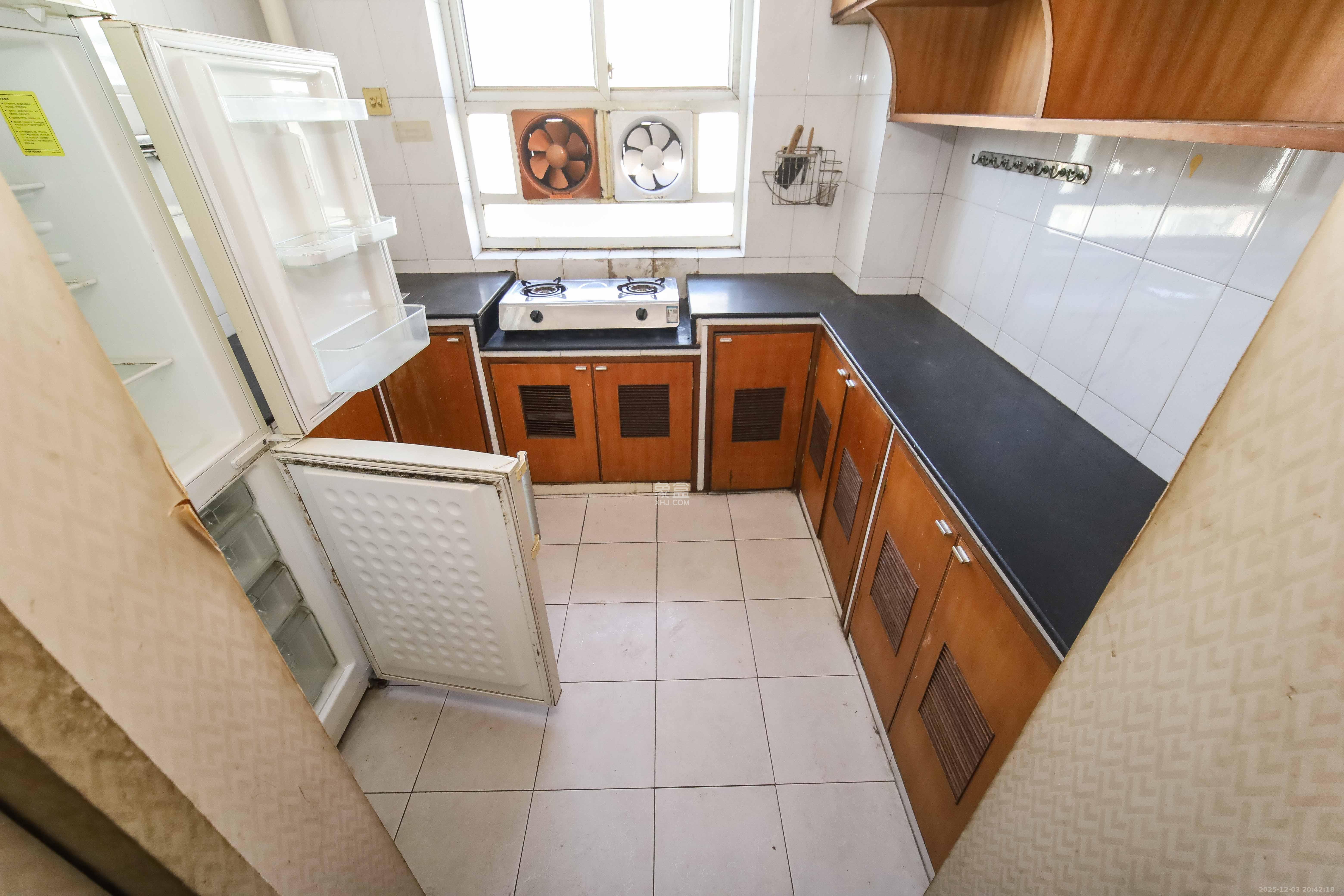 德政园 3室2厅1卫 53.8万 德政园 3室2厅1卫 53.8万厨房