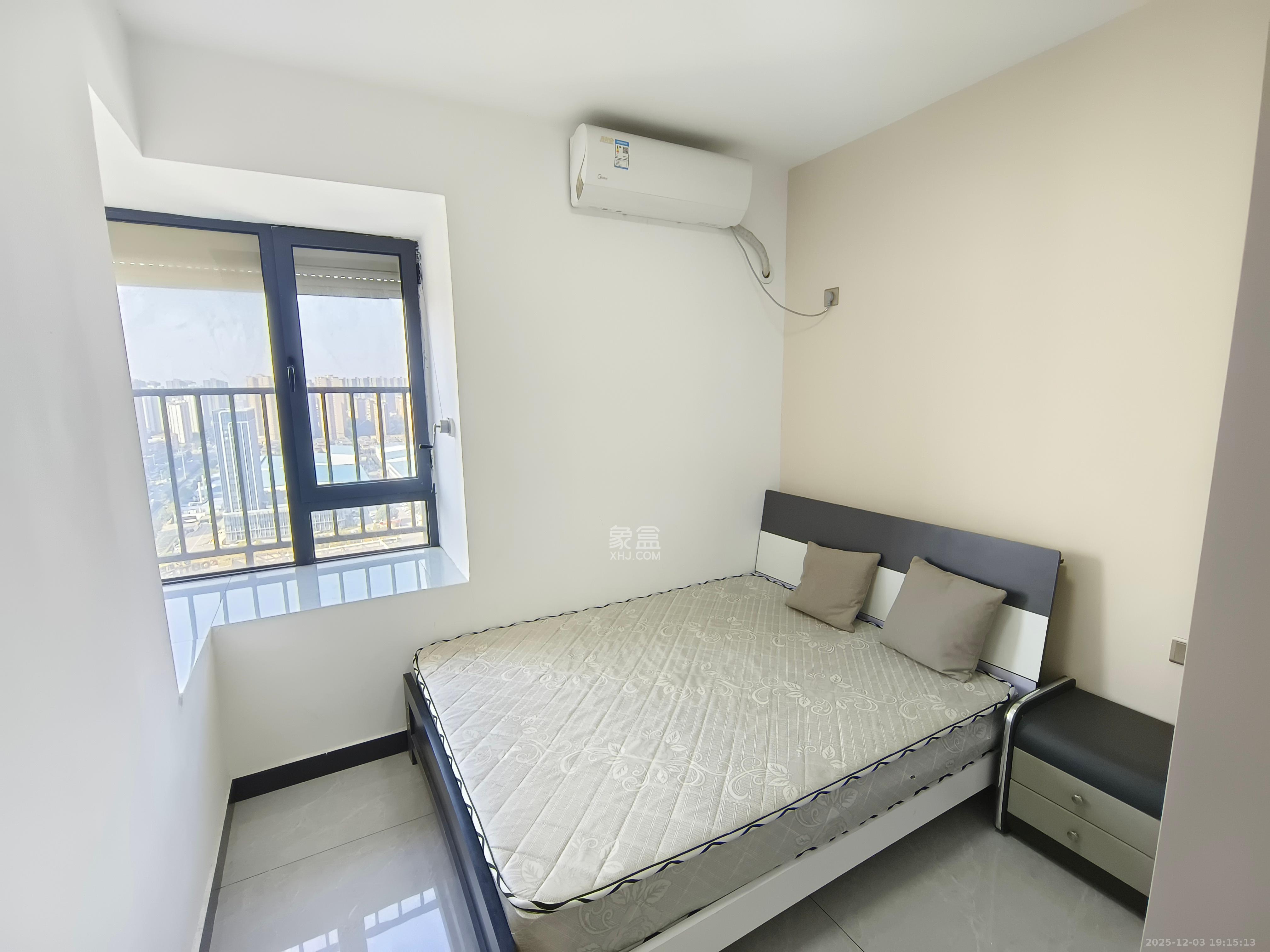 明发阅江悦府  3室2厅1卫    2400.0元/月室内图