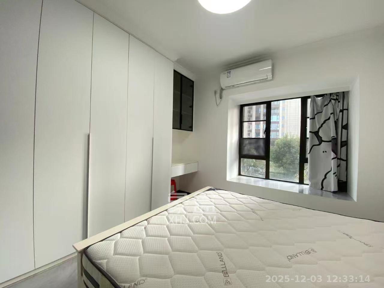 国欣向荣府  4室2厅2卫    4100.0元/月室内图