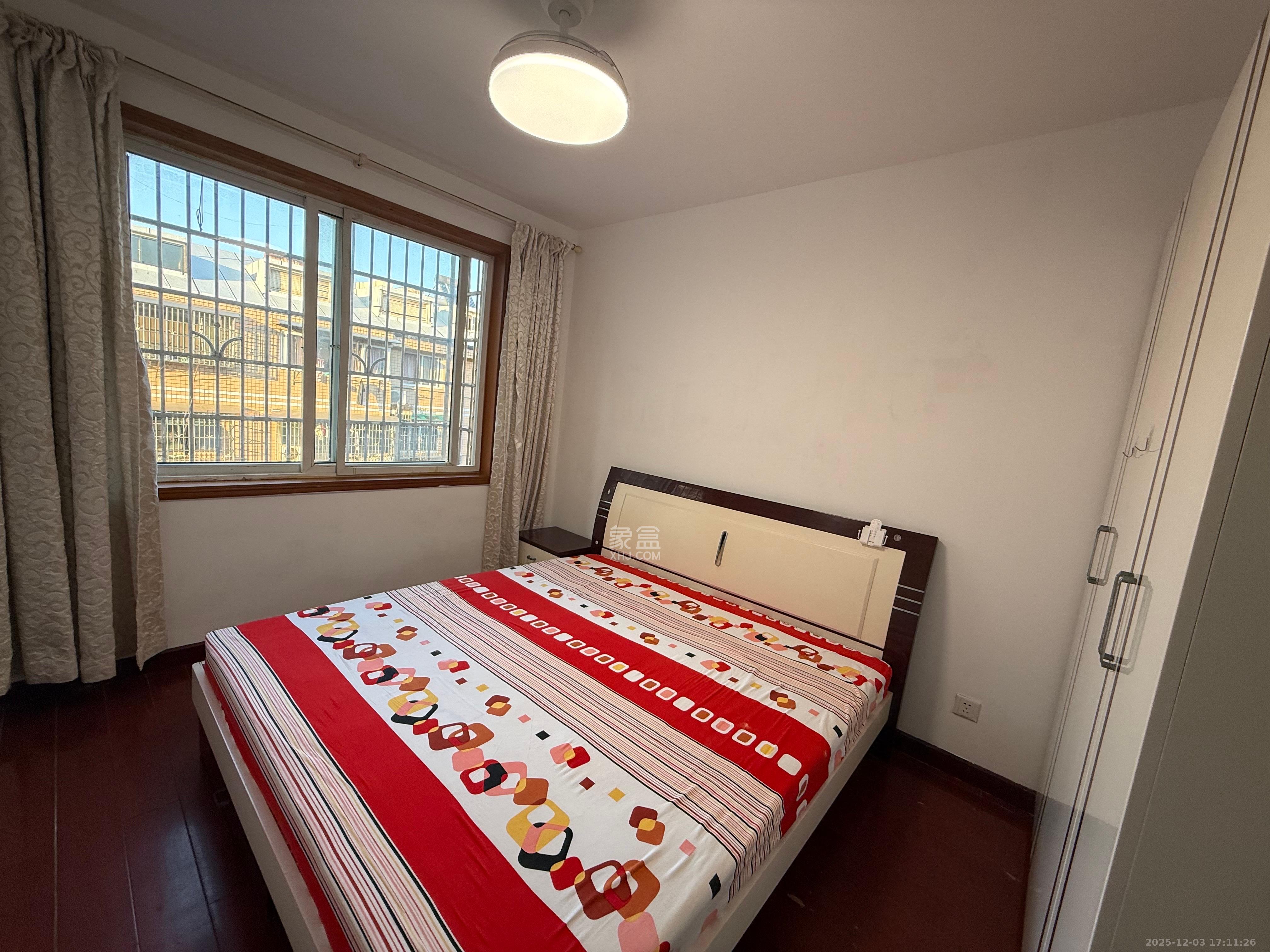 兴安苑  5室2厅2卫    2000.0元/月室内图