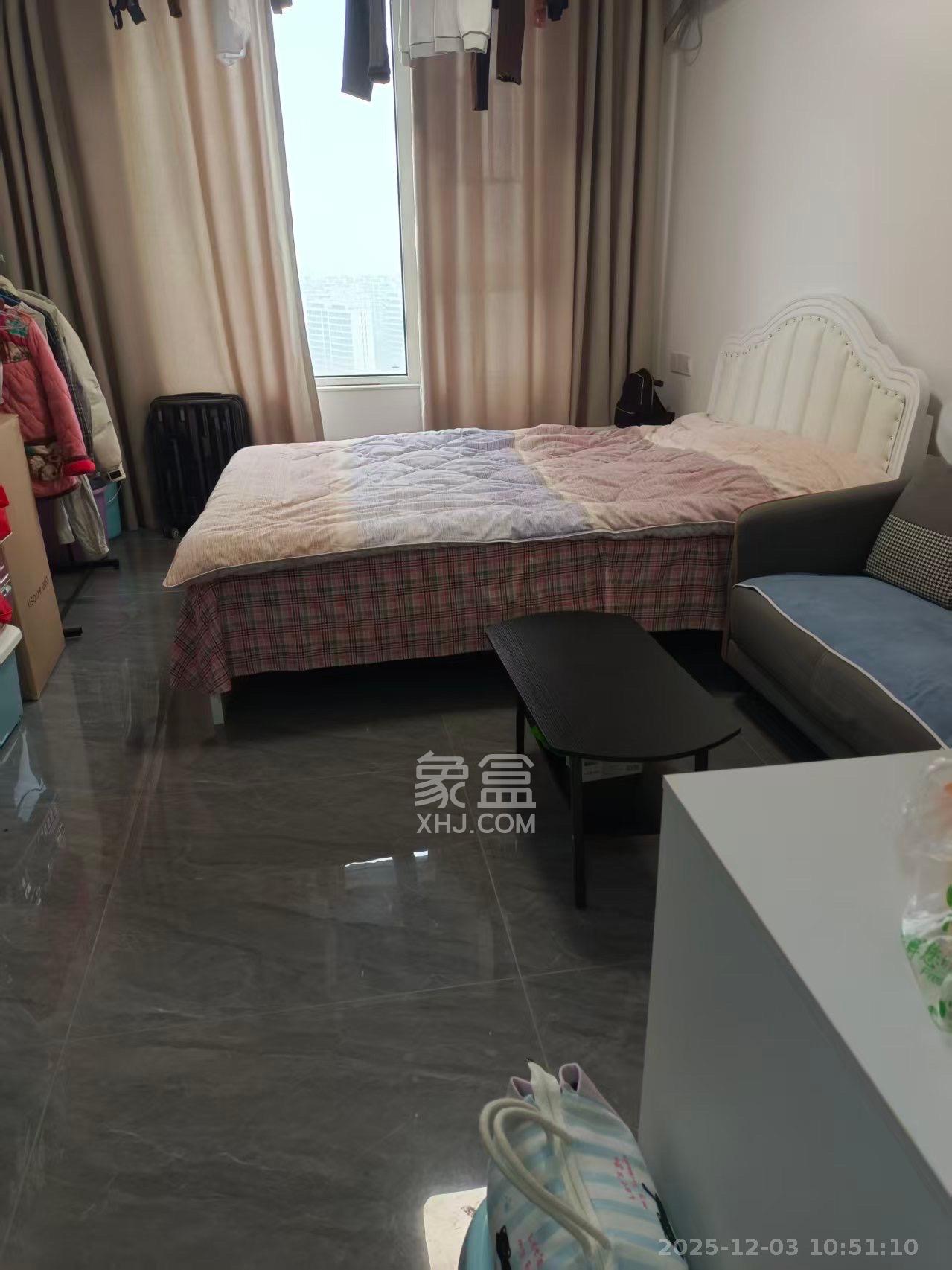 保利香槟国际  1室1厅1卫    950.0元/月室内图