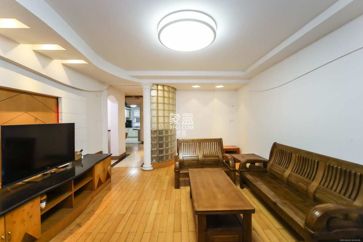 德政园 3室2厅1卫 1900.0元/月 德政园 3室2厅1卫 1900.0元/月室内图