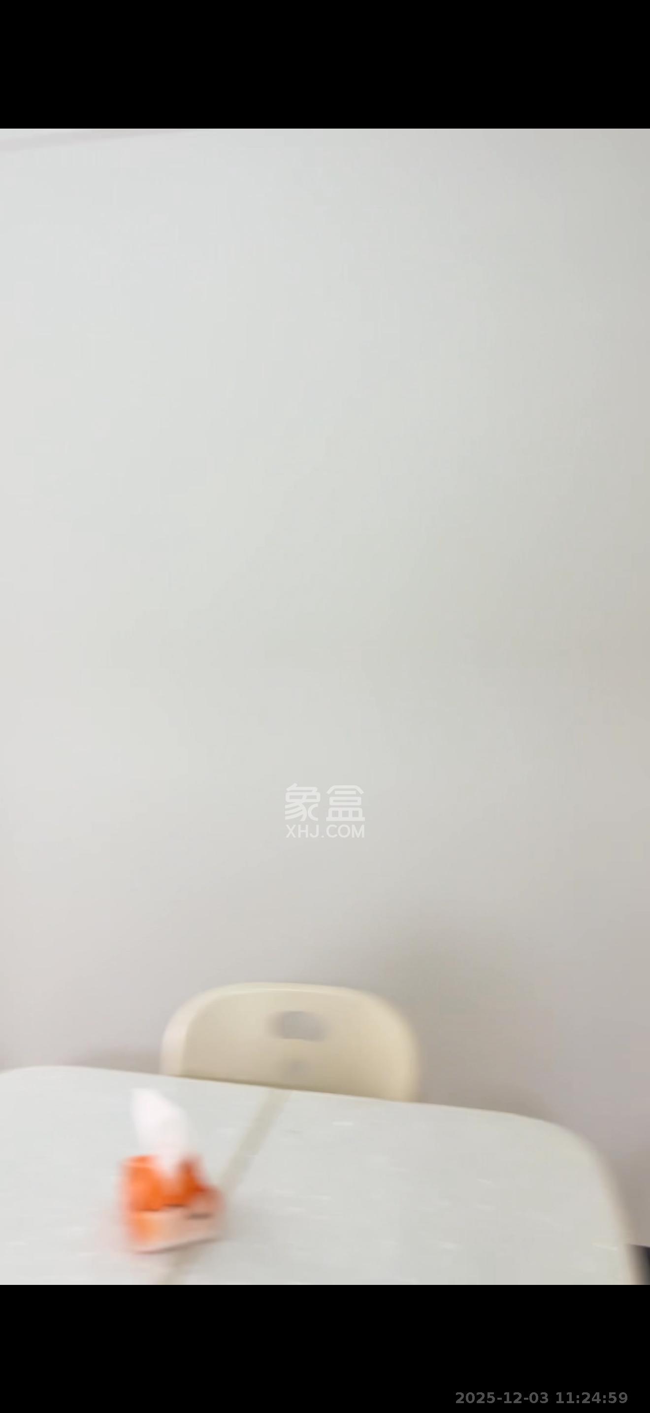 四季星城  1室2厅1卫    1900.0元/月