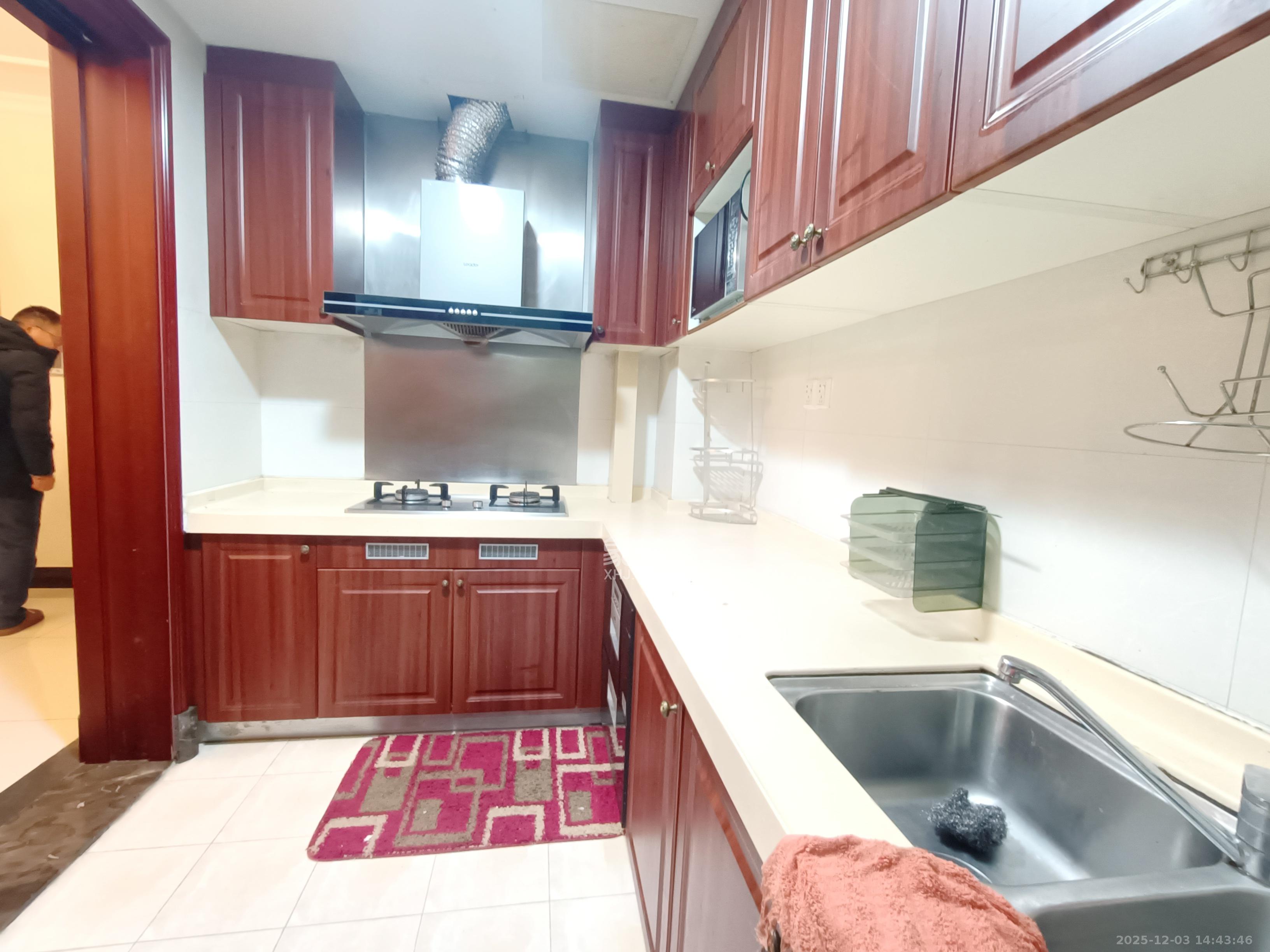 恒大城  3室2厅1卫    2300.0元/月室内图