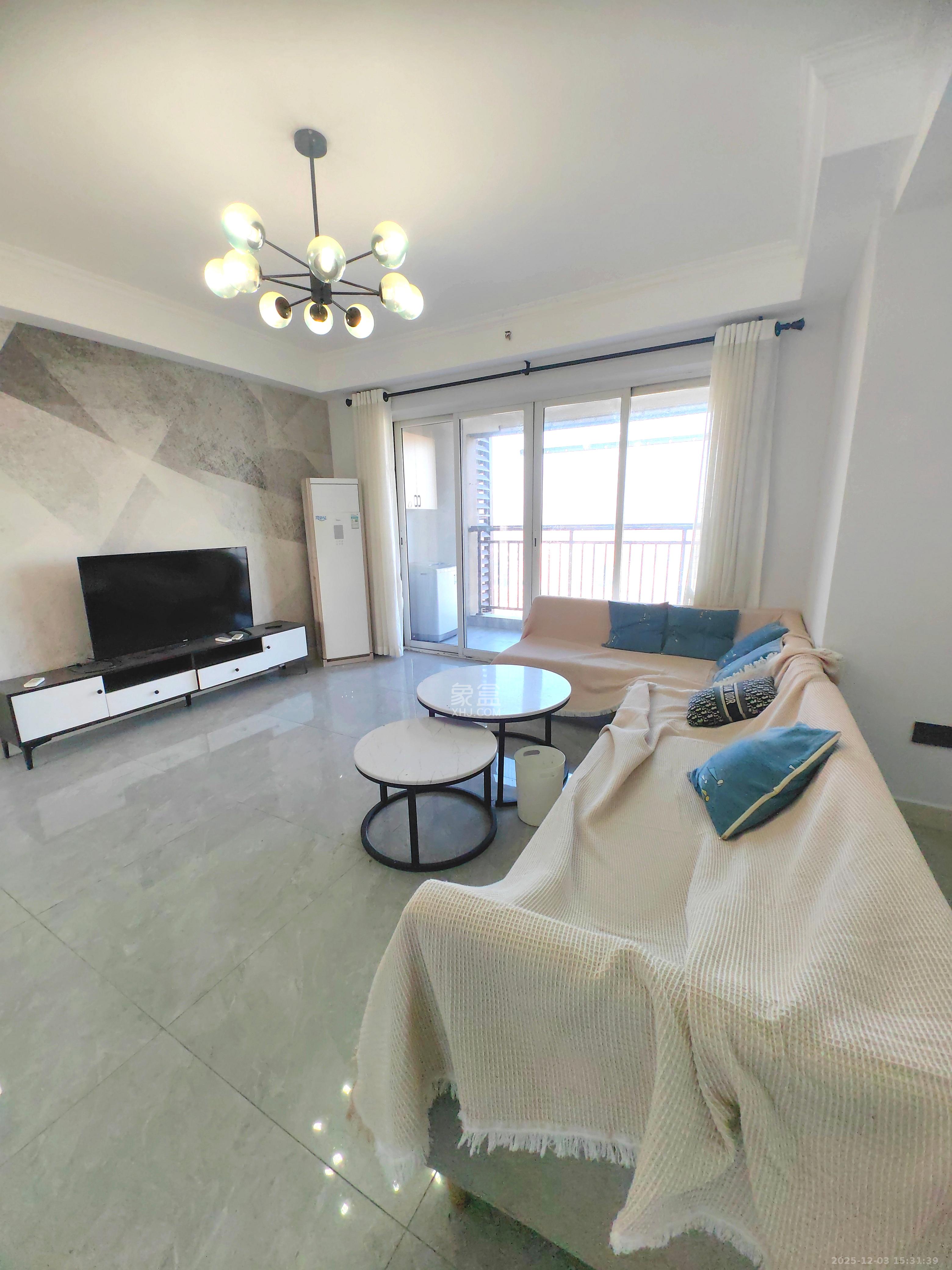 北辰三角洲C2区  3室2厅2卫    4500.0元/月