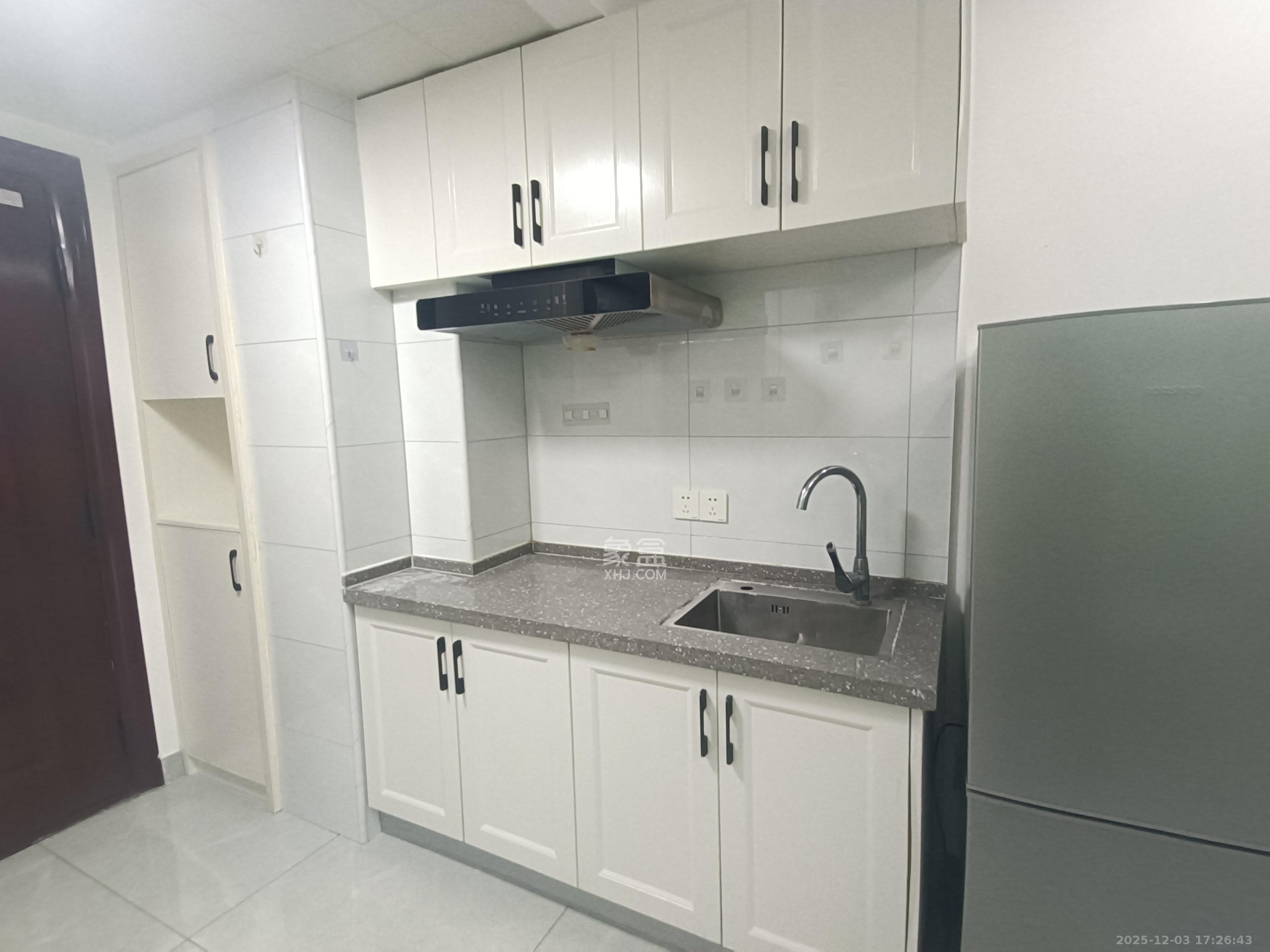 C-park天悦城(紫檀溪苑二期) 1室0厅0卫 1600.0元/月 C-park天悦城(紫檀溪苑二期) 1室0厅0卫 1600.0元/月室内图