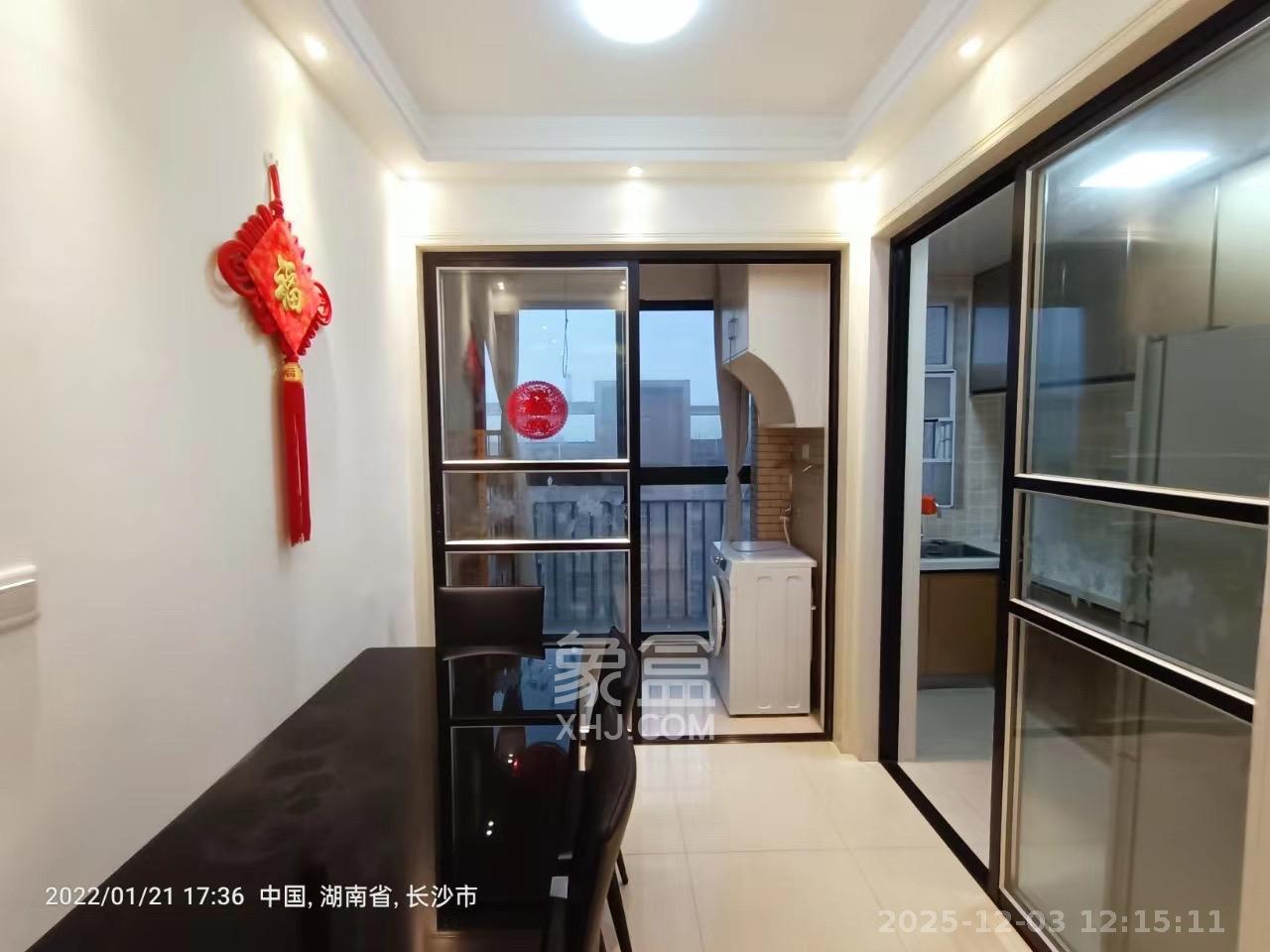 泊爱蓝湾 2室1厅1卫 2800.0元/月 泊爱蓝湾 2室1厅1卫 2800.0元/月室内图