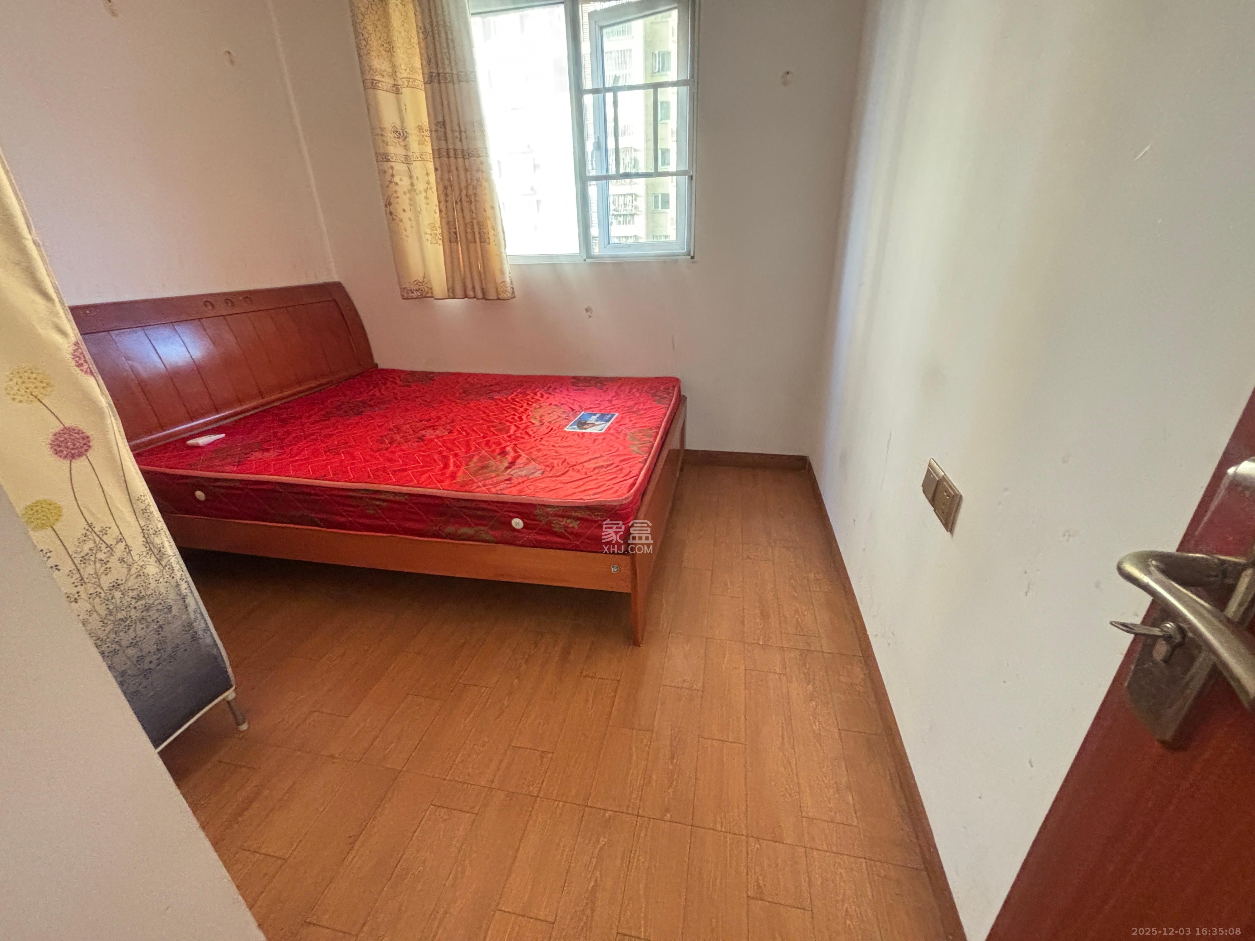 MOMA当代广场  3室2厅1卫    1900.0元/月室内图