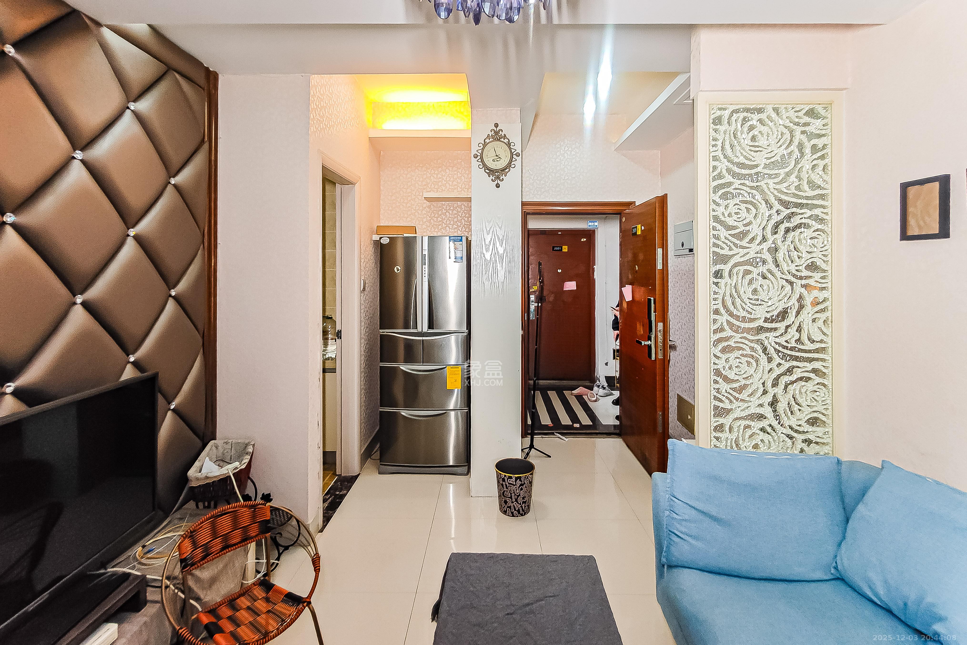 万博汇  1室1厅1卫    57.0万客厅