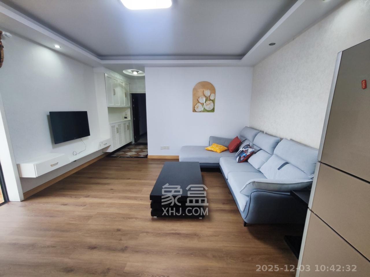 锦湘国际星城三期(锦绣苑) 2室1厅1卫 2400.0元/月 锦湘国际星城三期(锦绣苑) 2室1厅1卫 2400.0元/月室内图