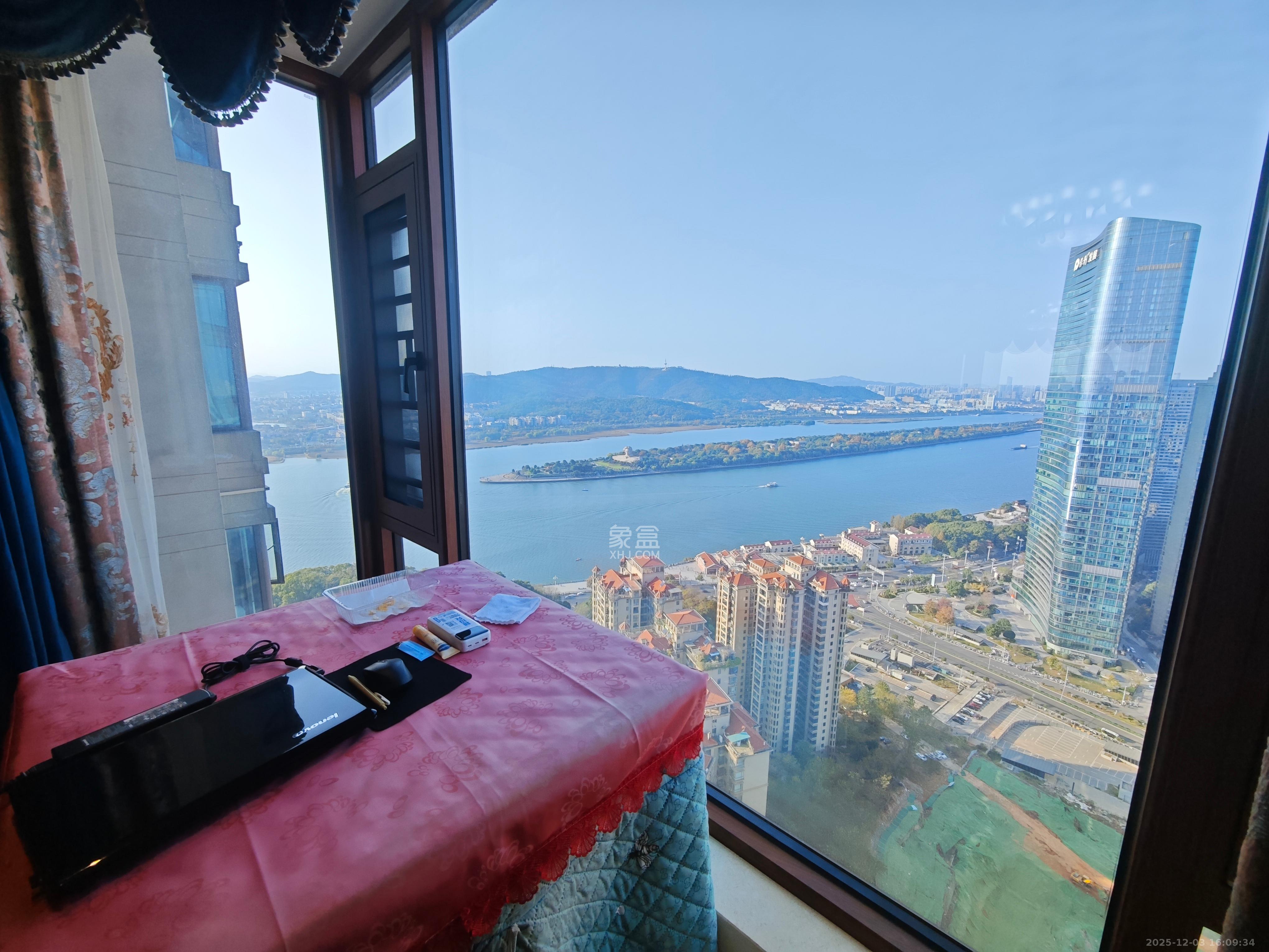 中建江山壹号 4室2厅2卫 15800.0元/月 中建江山壹号 4室2厅2卫 15800.0元/月室内图